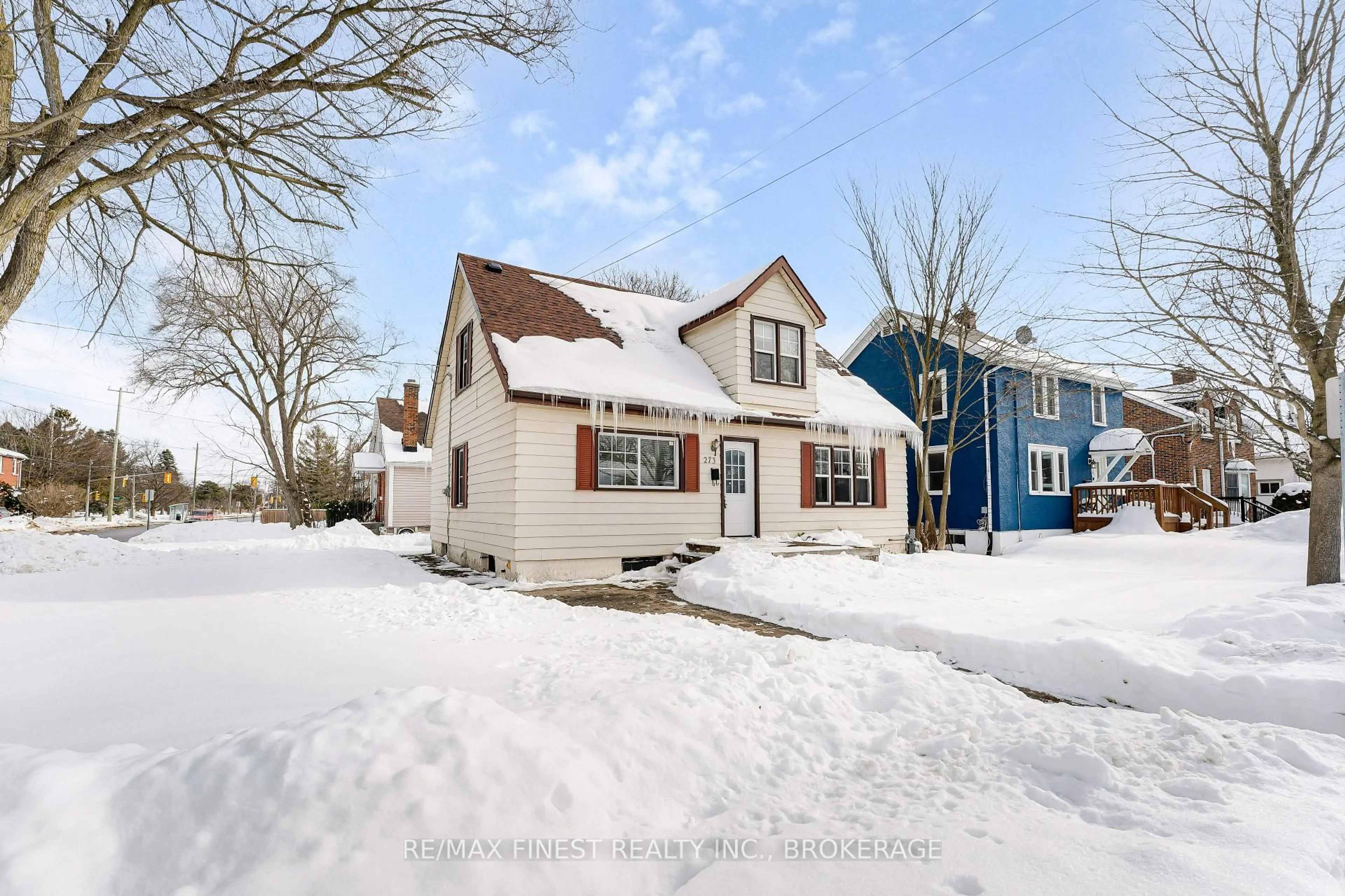 Unknown for 273 College St, Kingston Ontario K7L 4M1