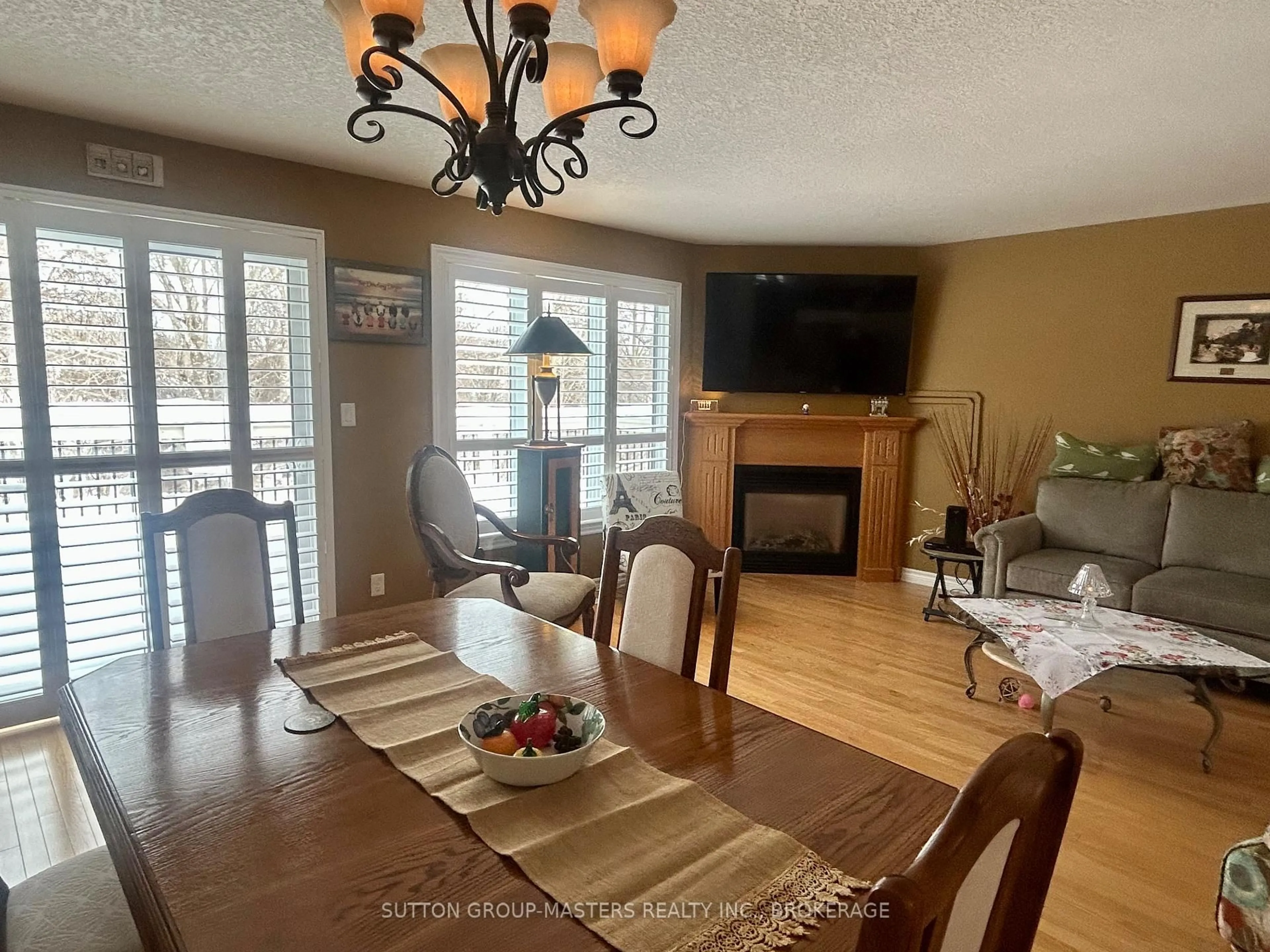 Unknown for 426 GRANDTRUNK Ave, Kingston Ontario K7M 8W8