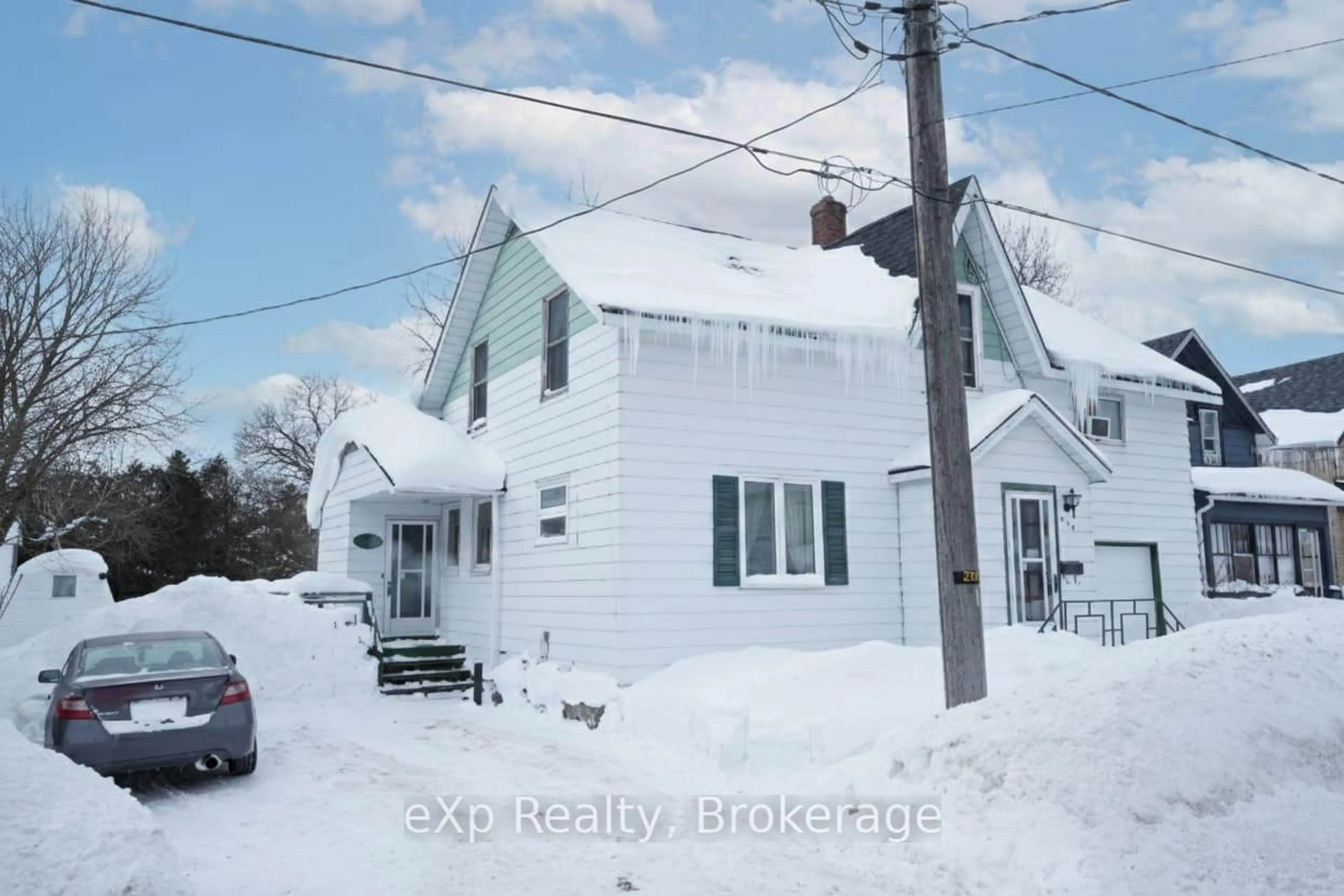 Unknown for 450 Inkerman St, North Perth Ontario N4W 1C5