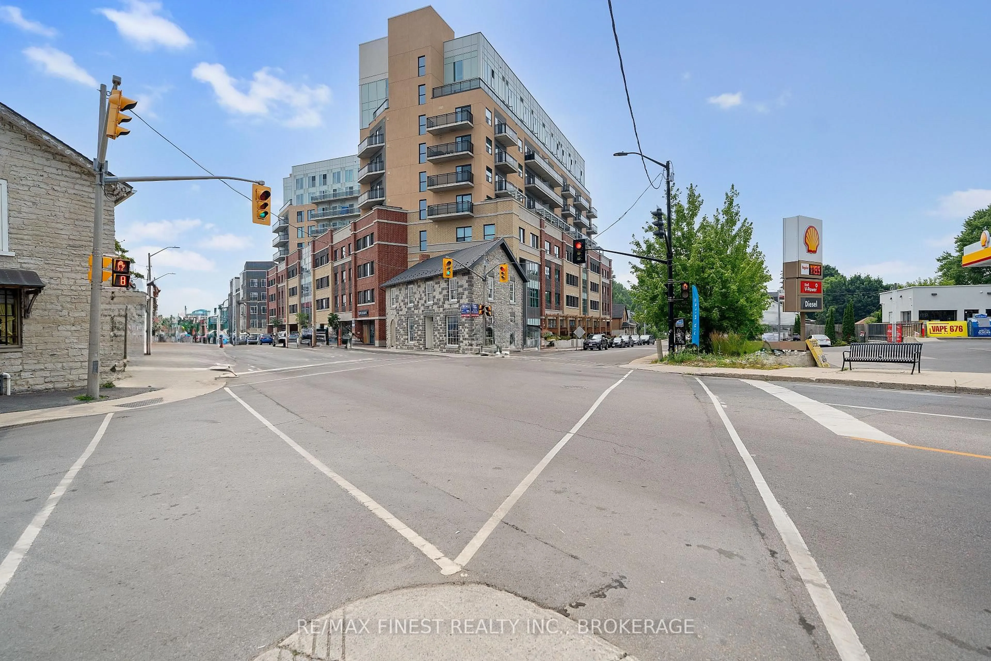 Blurry image for 652 Princess St #441, Kingston Ontario K7L 3Z9