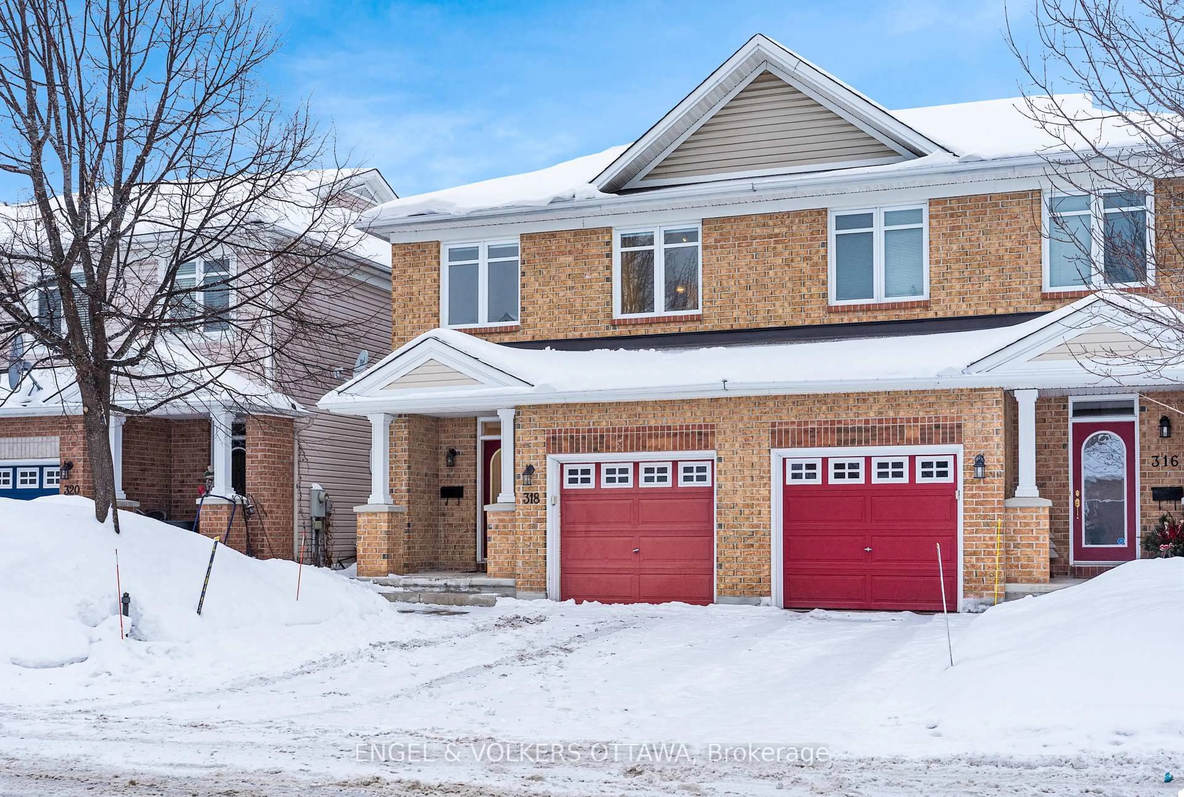 Home with brick exterior material, street for 318 PARKIN Circ, Ottawa Ontario K1T 4G6