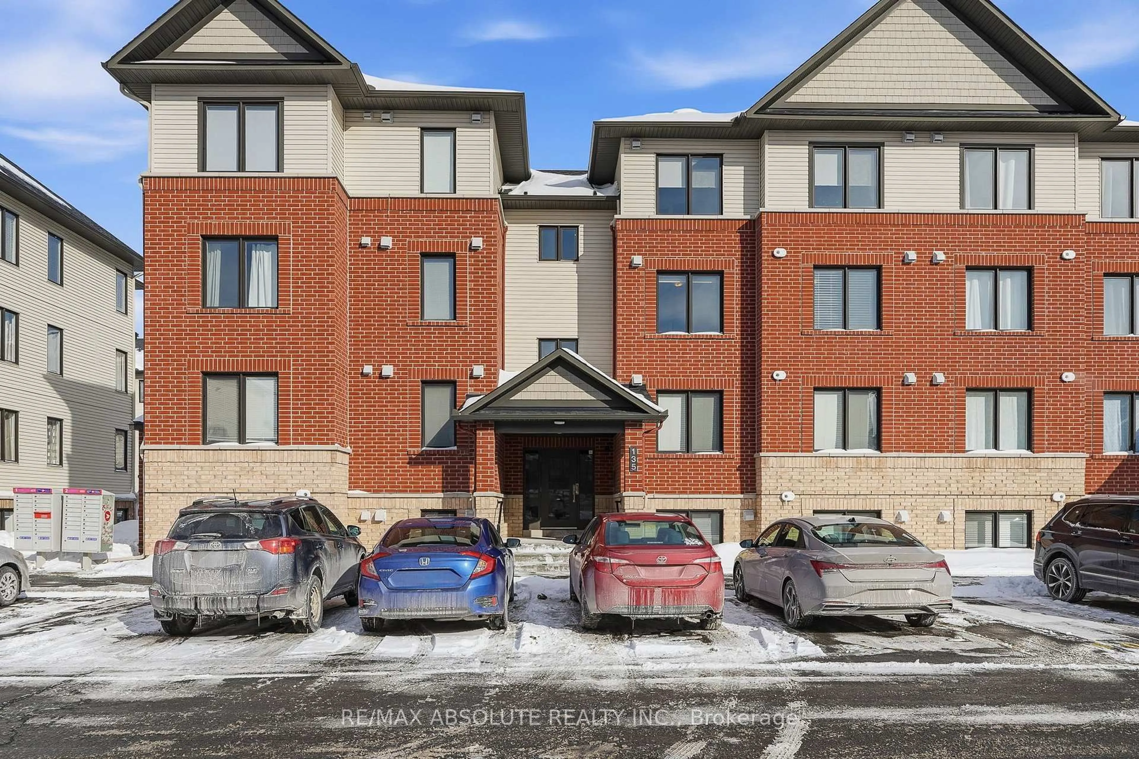 Unknown for 135 Bluestone Private #6, Ottawa Ontario K4A 0X7