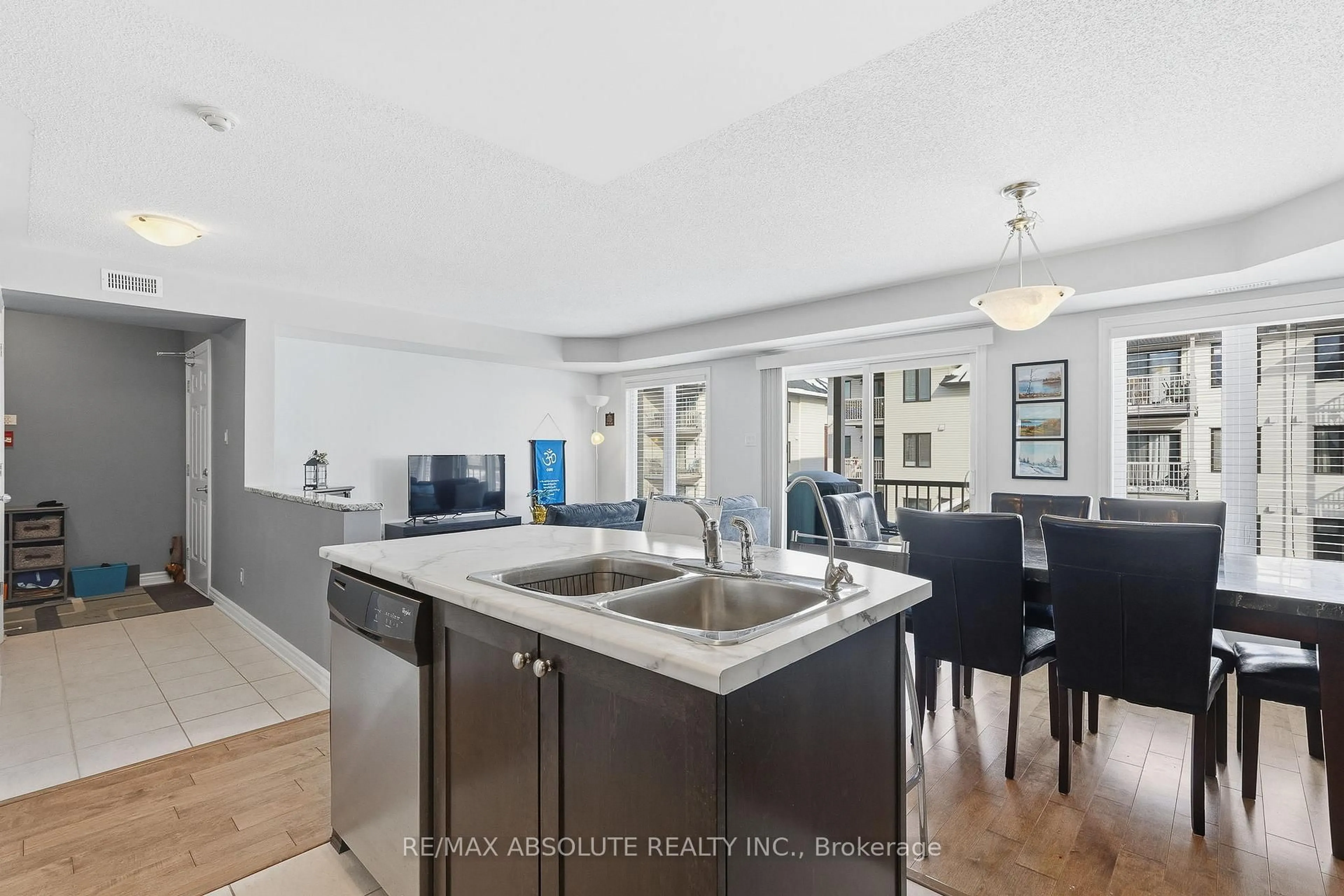 Open concept kitchen, unknown for 135 Bluestone Private #6, Ottawa Ontario K4A 0X7