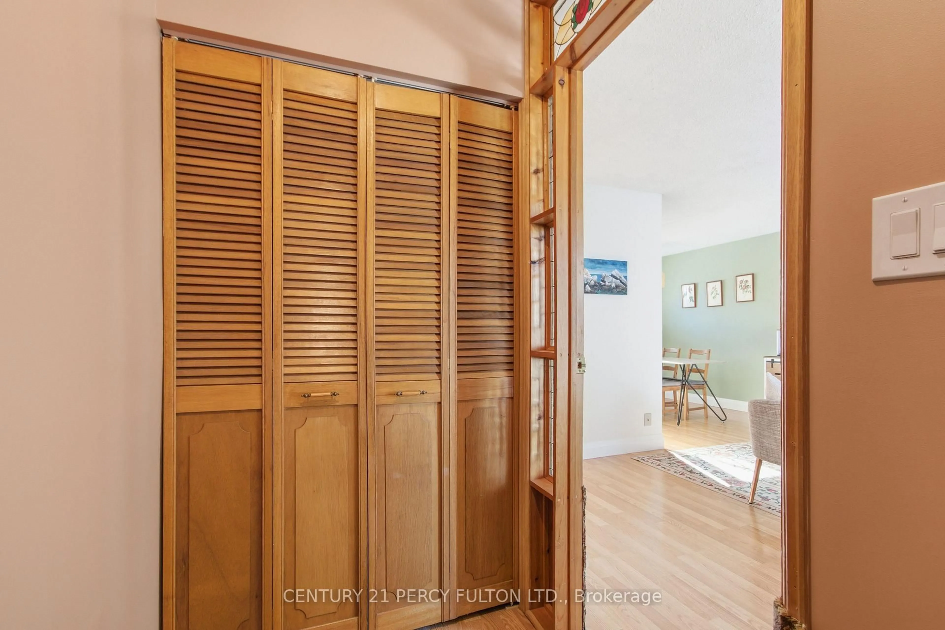 Unknown for 1 Peter St, Quinte West Ontario K8V 6G6