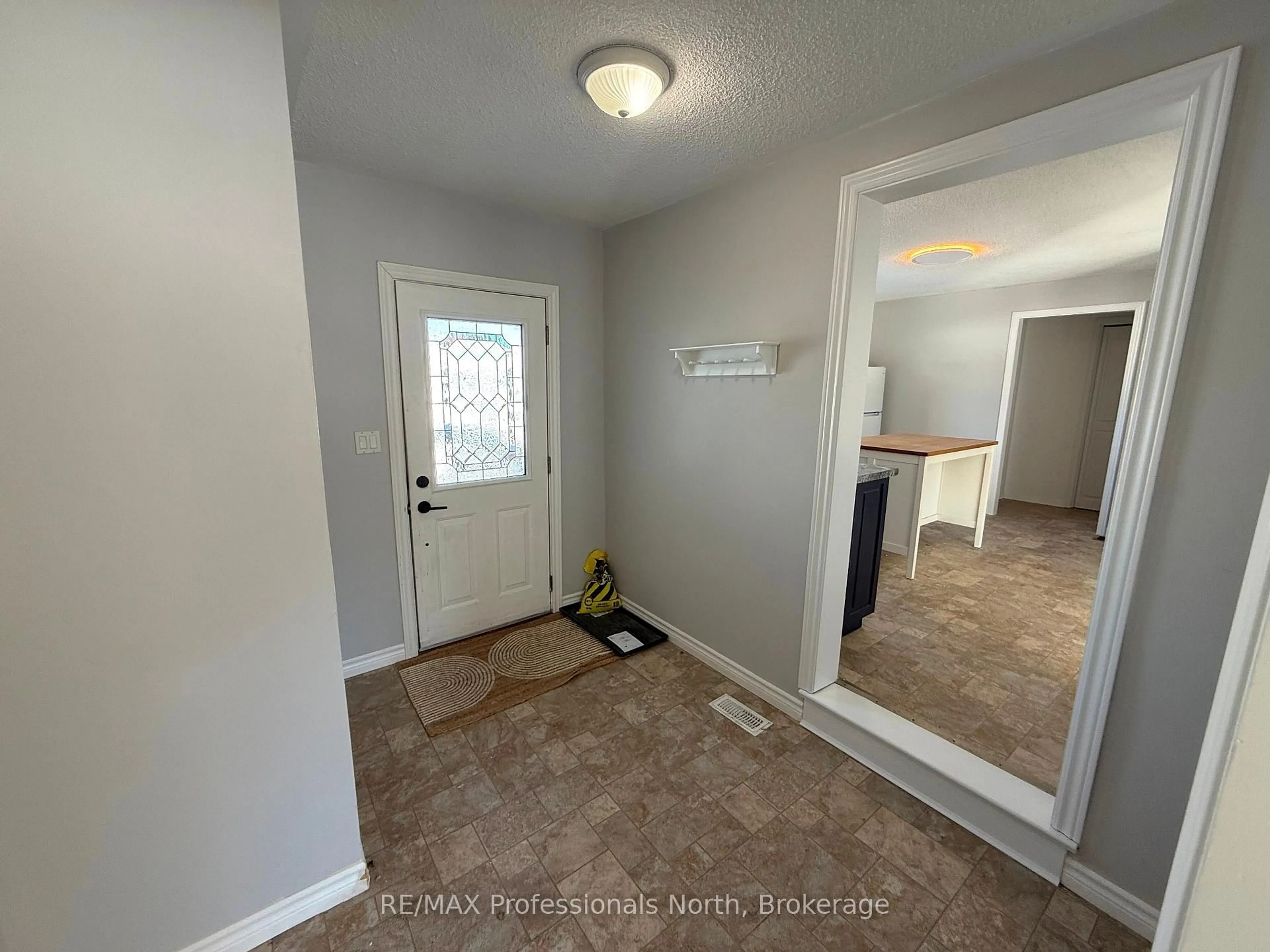 Indoor entryway for 16 Anson St, Minden Hills Ontario K0M 2K0