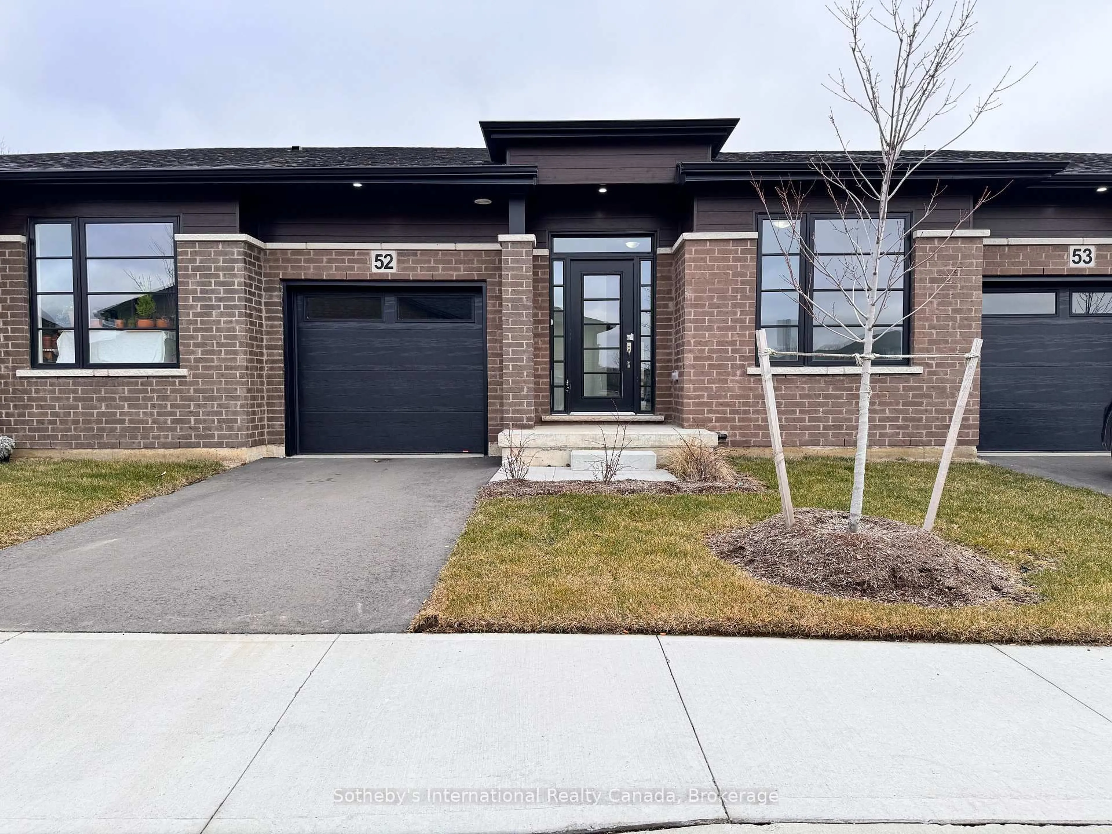 Home with brick exterior material, street for 550 Grey St #52, Brantford Ontario N3S 0C4
