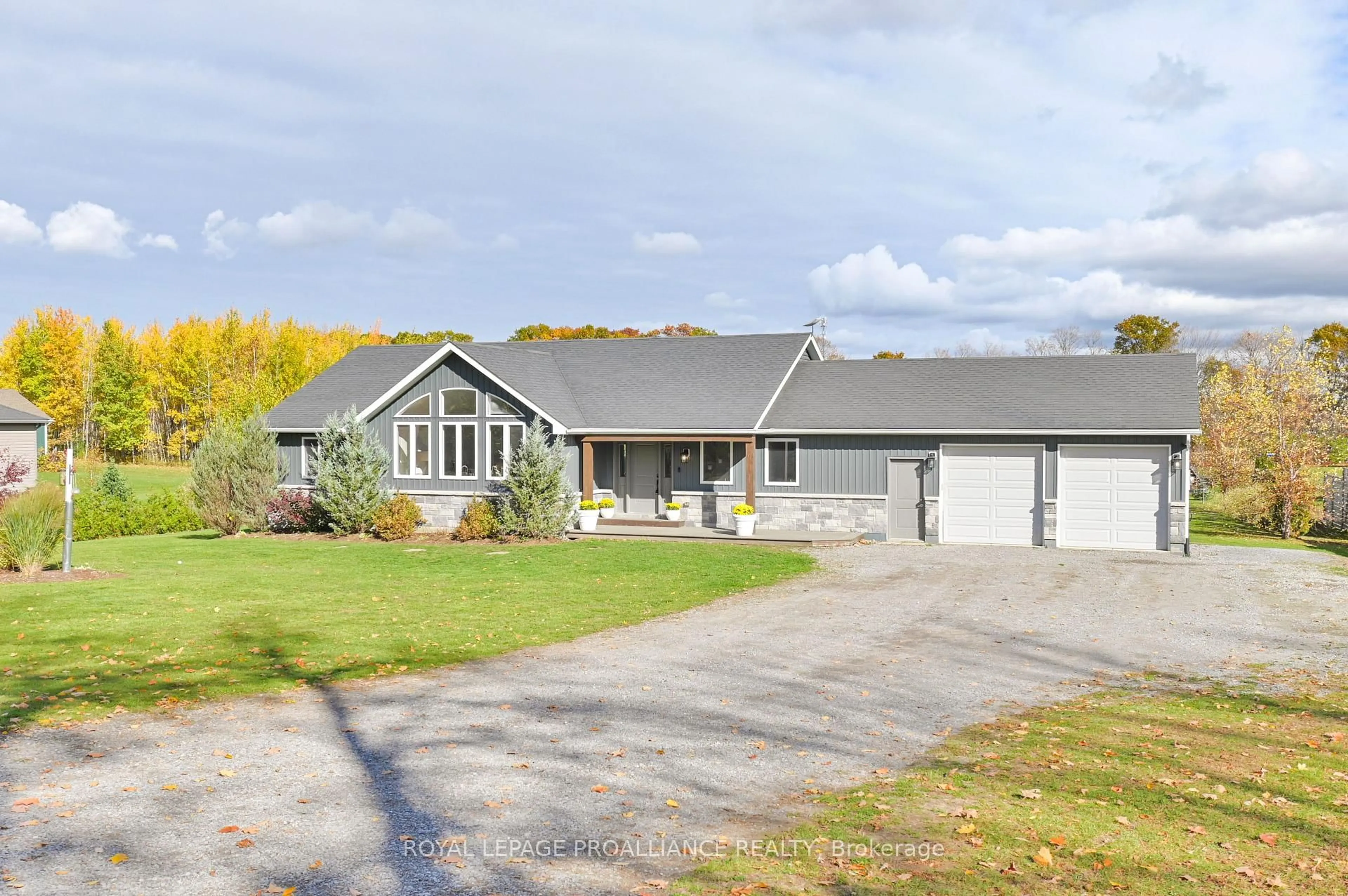 Home with vinyl exterior material, street for 117 Day Rd, Alnwick/Haldimand Ontario K0K 1M0