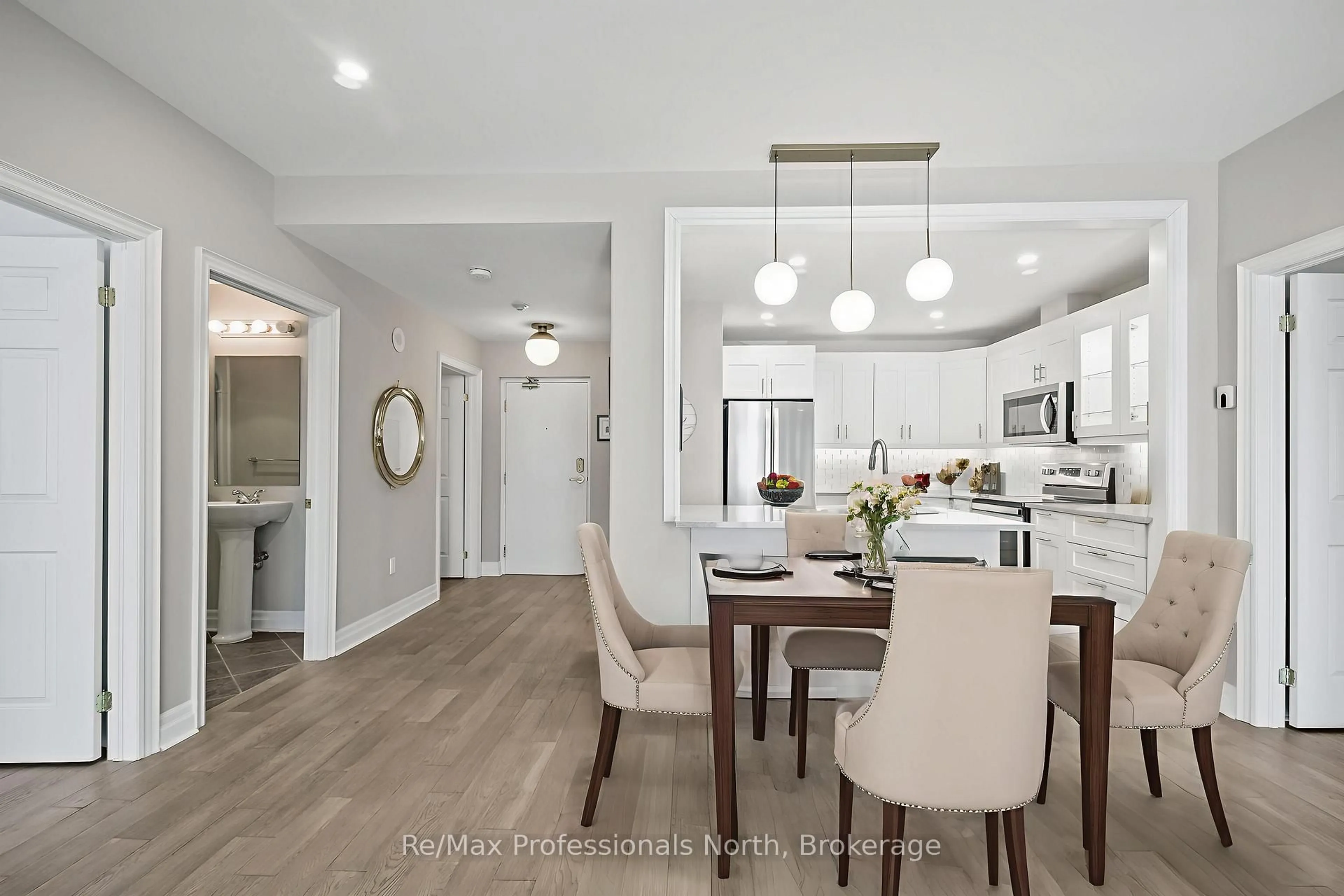 Open concept kitchen, unknown for 110 Steamship Bay Rd #403, Gravenhurst Ontario P1P 1Z9