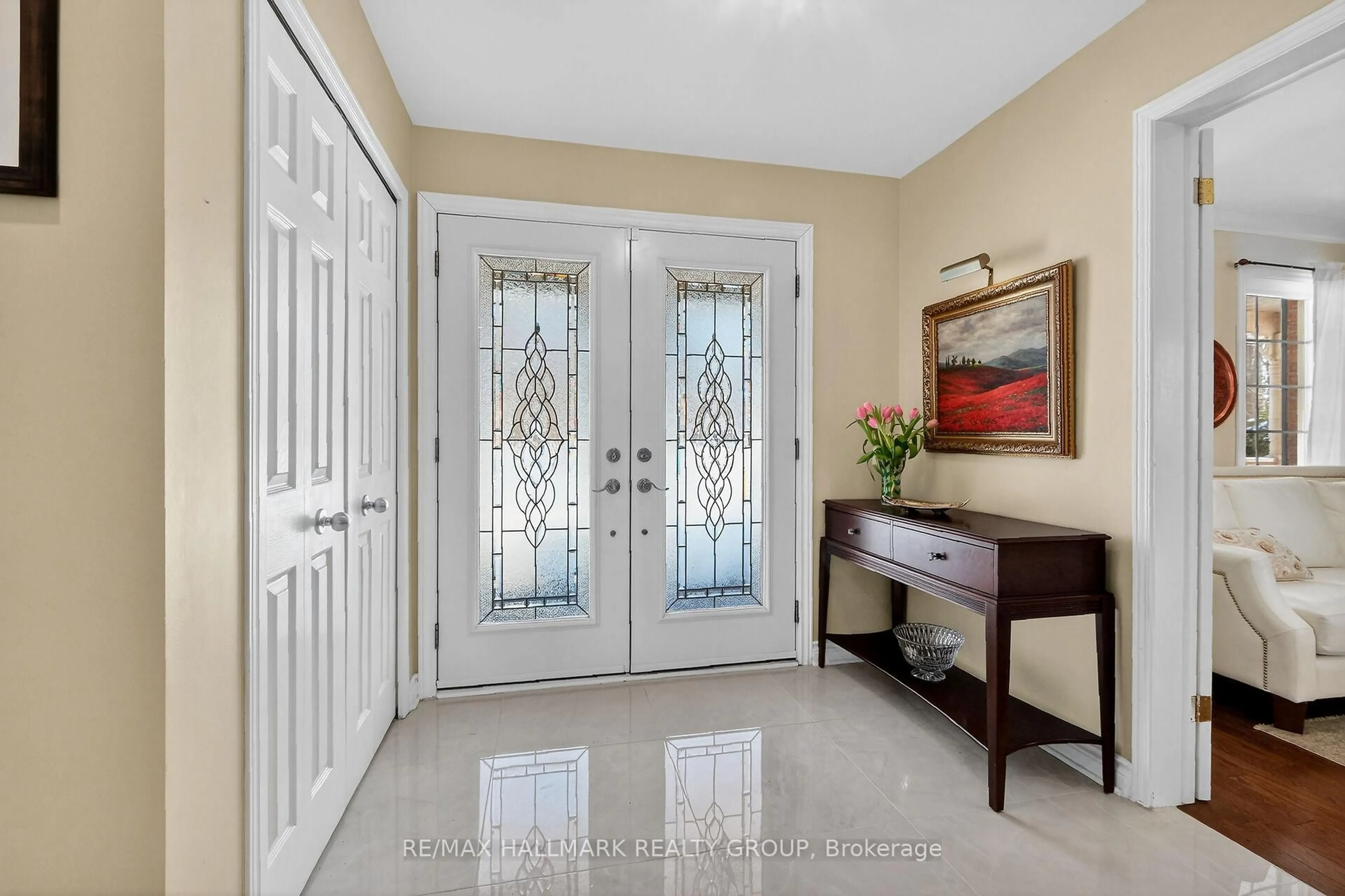 Indoor entryway for 1372 Jules Leger Dr, Ottawa Ontario K4C 1E2