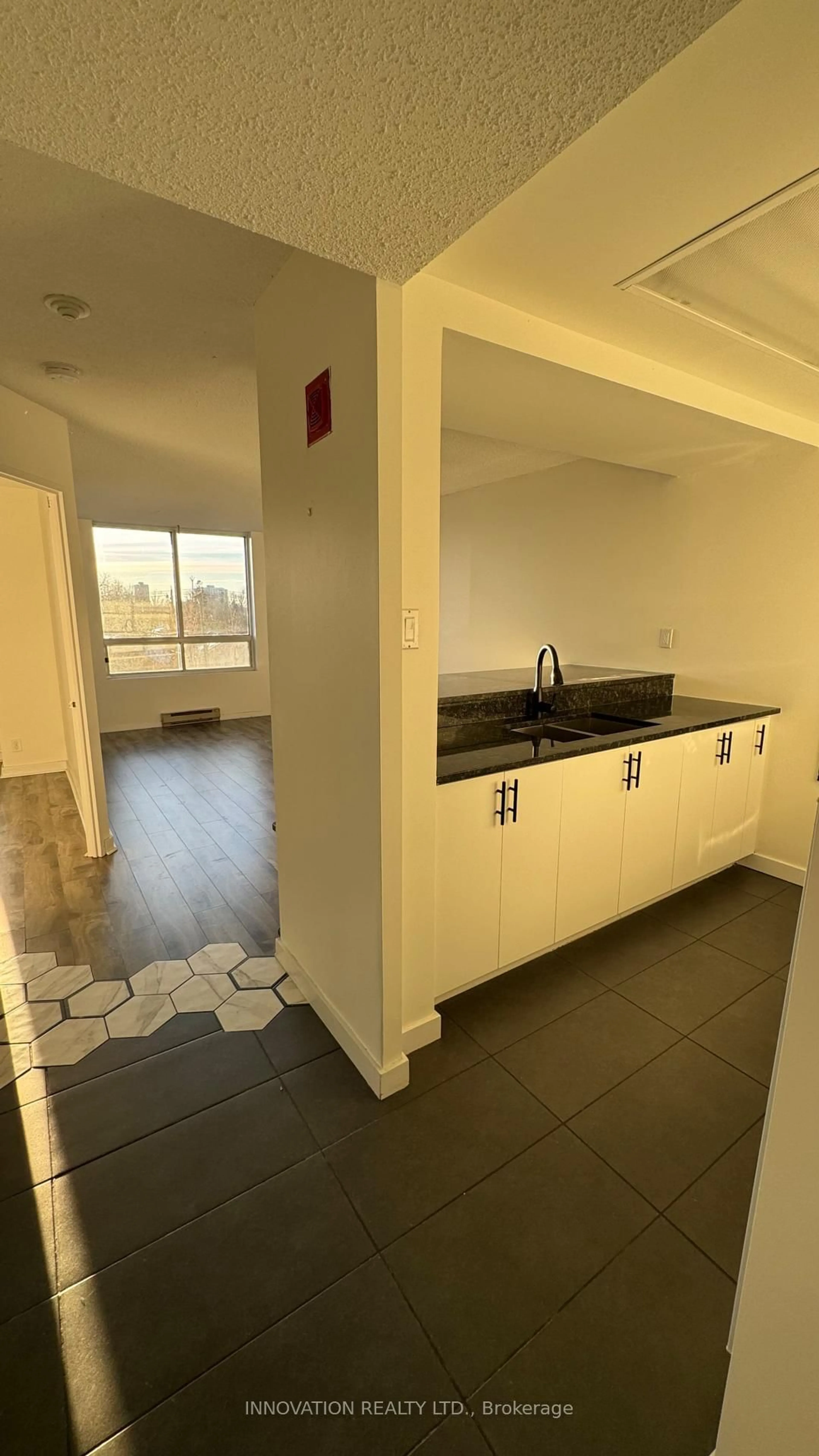 Unknown for 35 Holland Ave #409, Ottawa Ontario K1Y 4S2