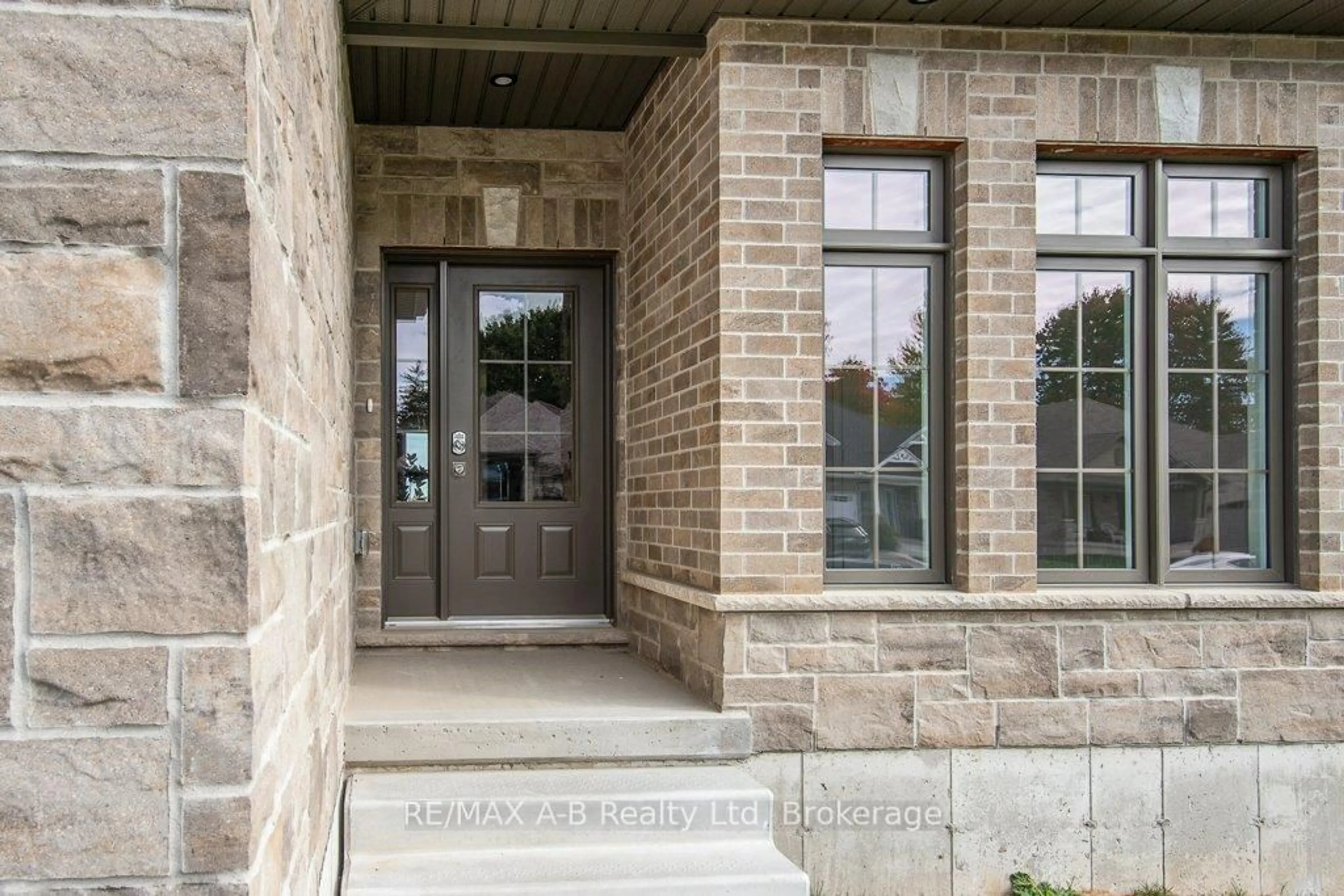 Unknown for 17 DIAMOND St, East Zorra-Tavistock Ontario N0B 2R0