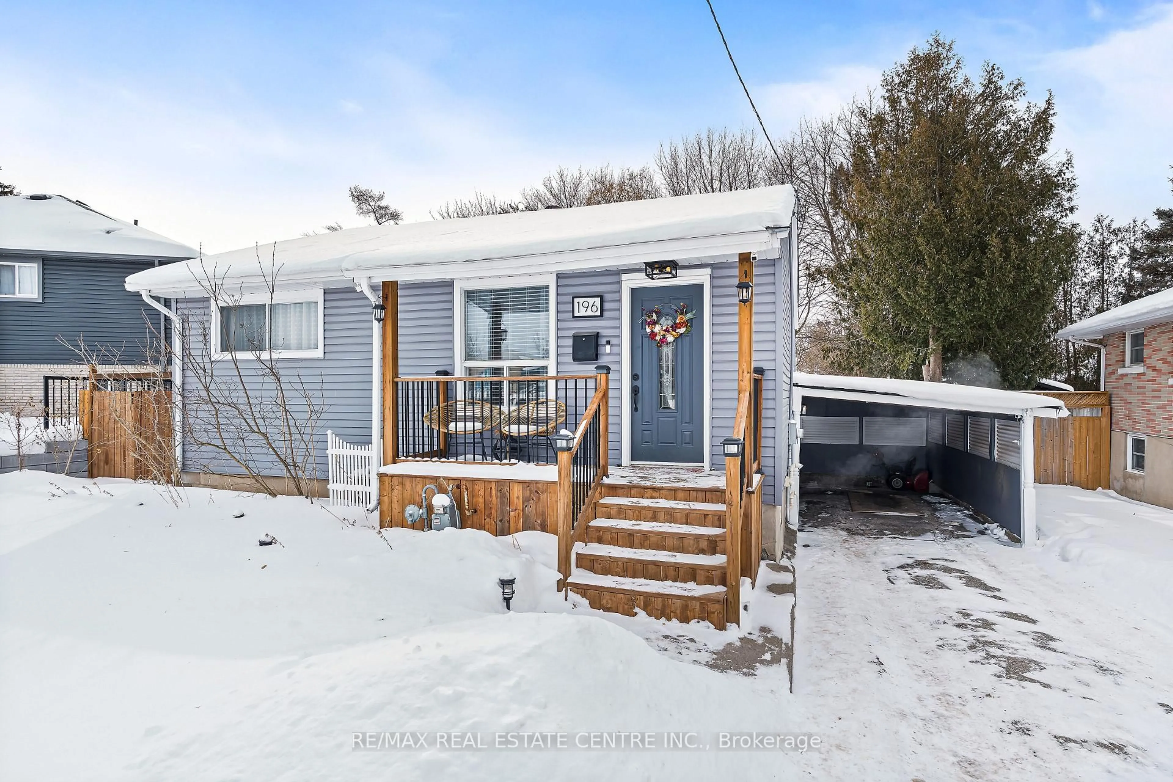 Unknown for 196 Durham Ave, Cambridge Ontario N3H 4H9