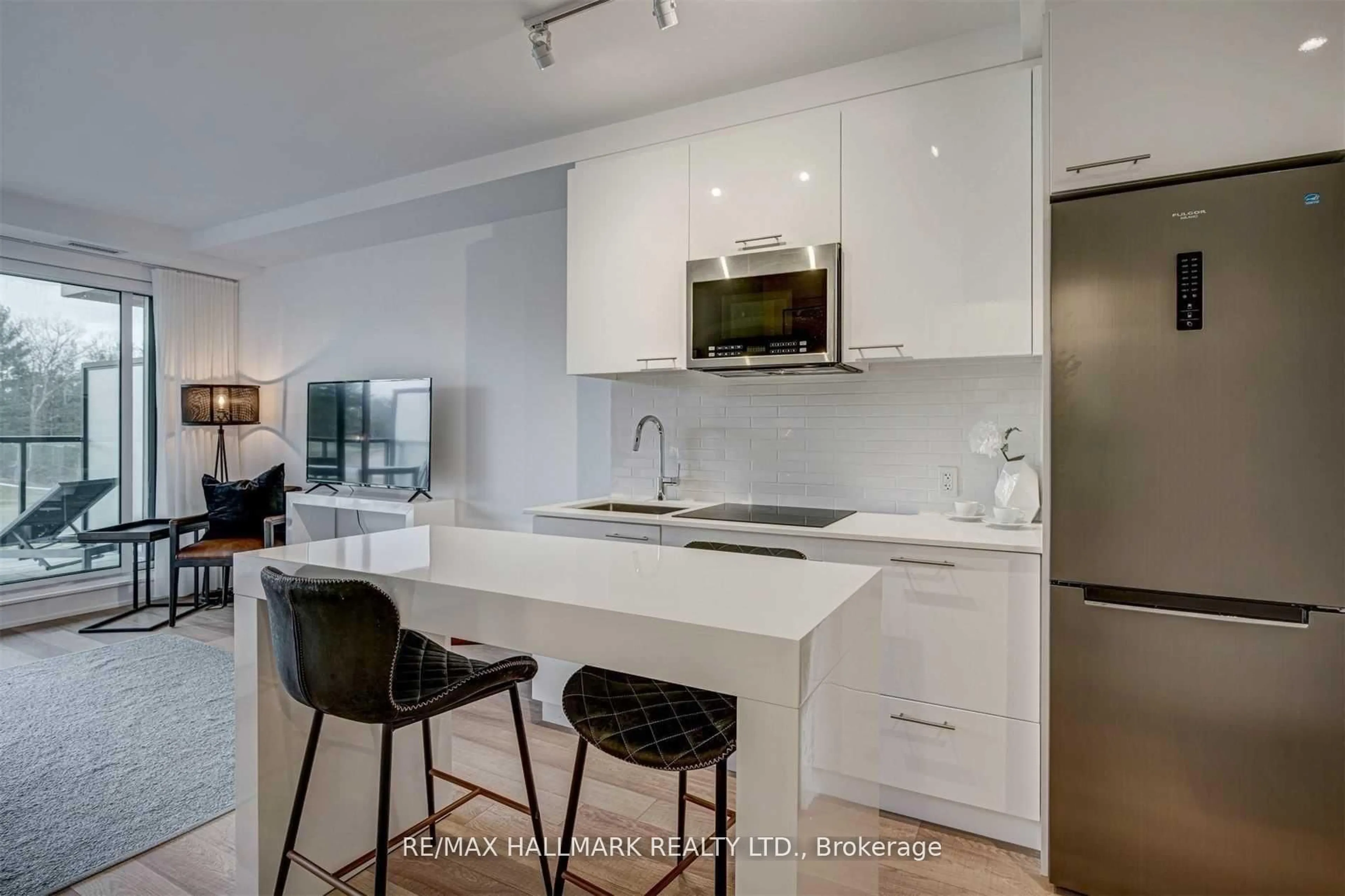 Standard kitchen, unknown for 120 Carrick Tr #207, Gravenhurst Ontario P1P 1T9