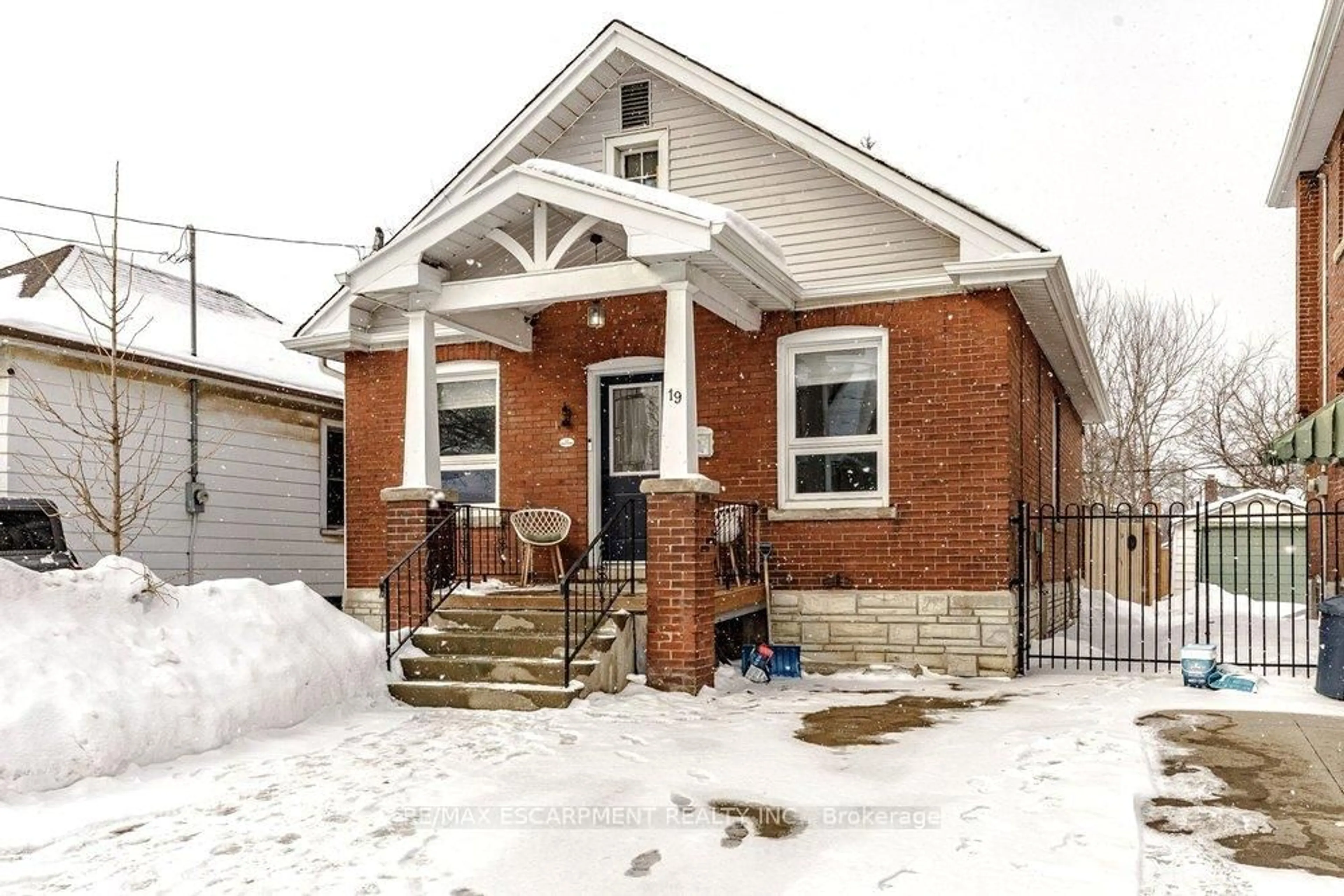 Home with brick exterior material, street for 19 Huxley Ave, Hamilton Ontario L8H 4P1