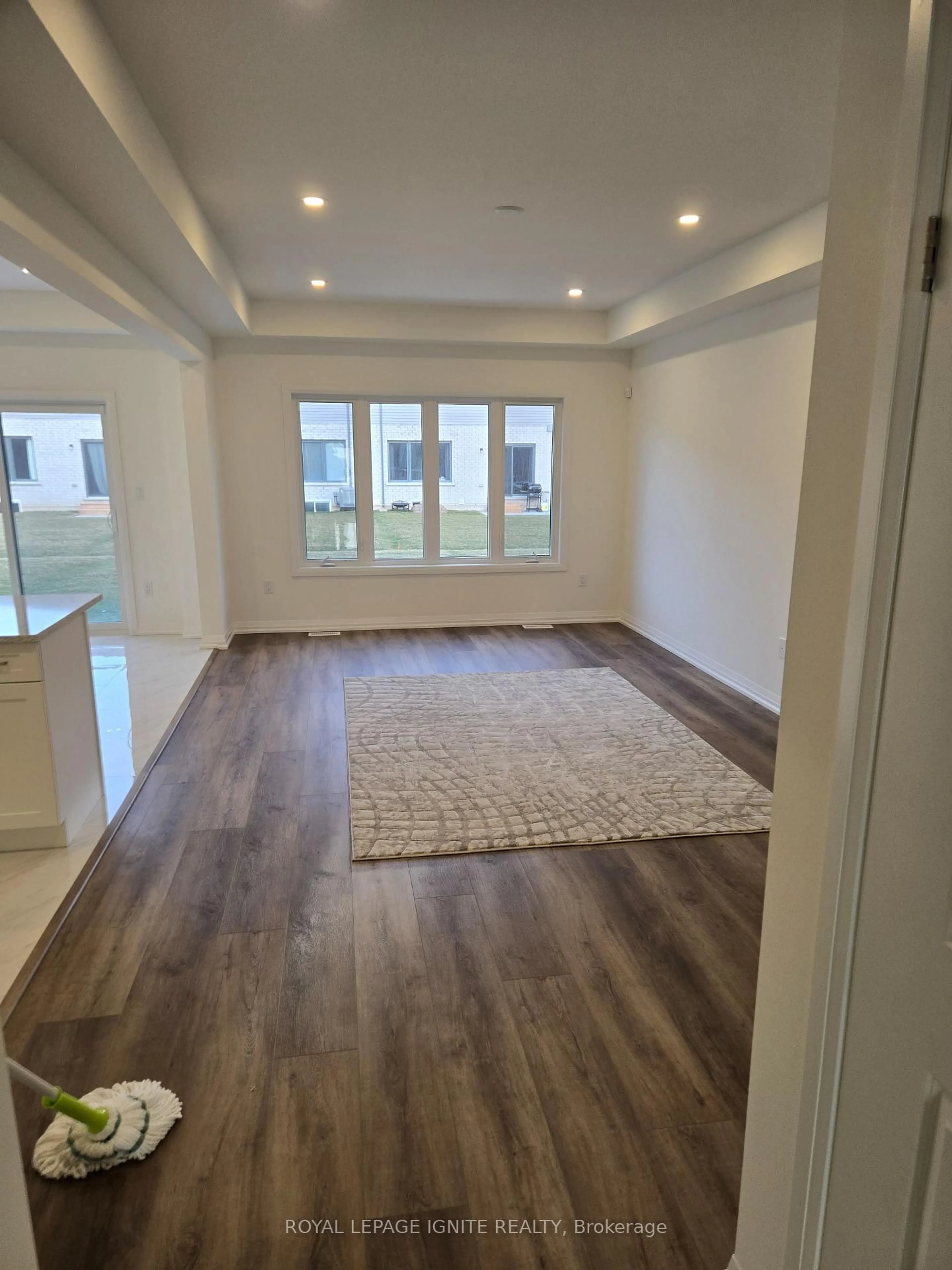 A pic of a room for 7 Saffron Way, Pelham Ontario L3E 0G6