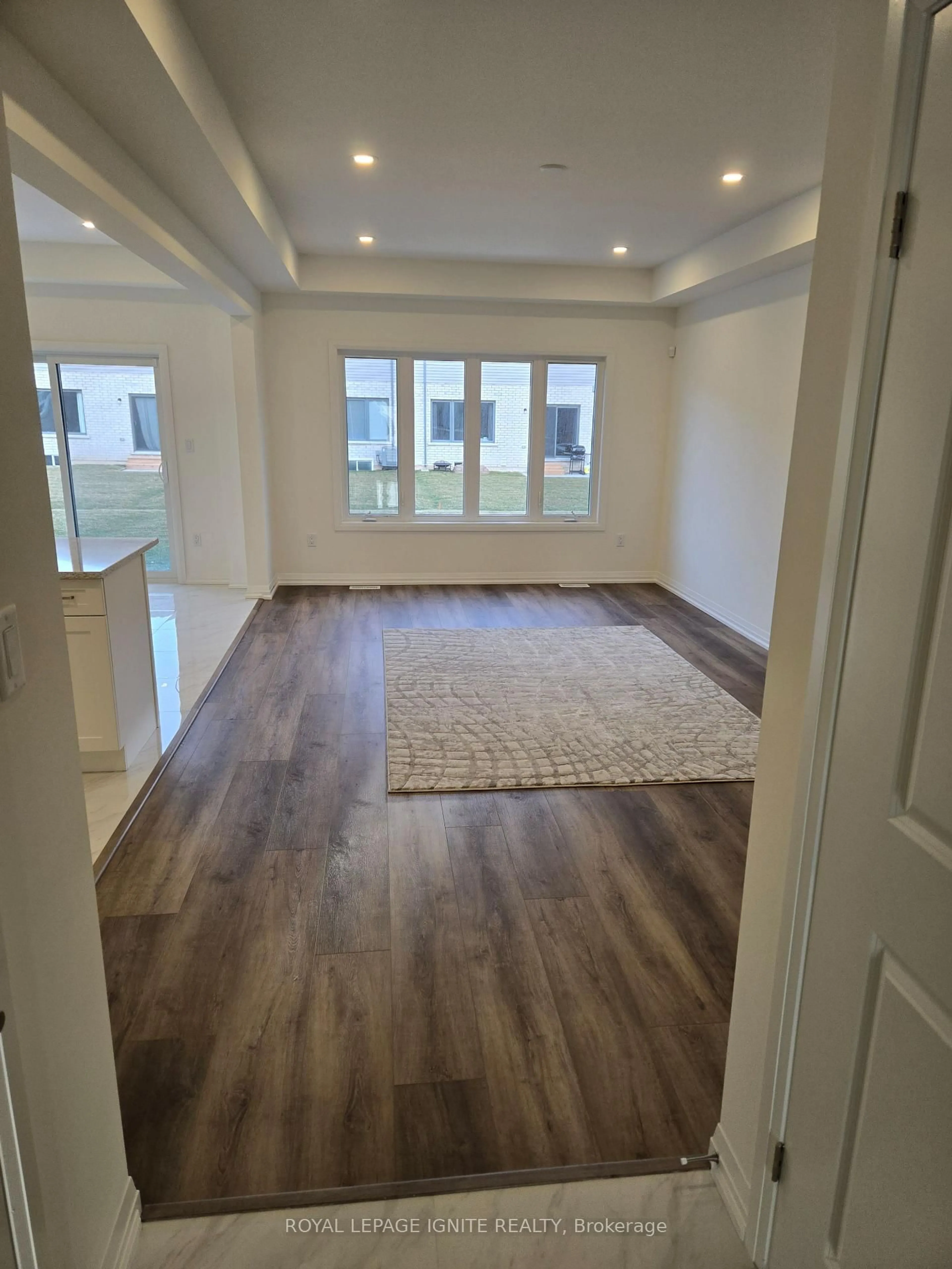 A pic of a room for 7 Saffron Way, Pelham Ontario L3E 0G6