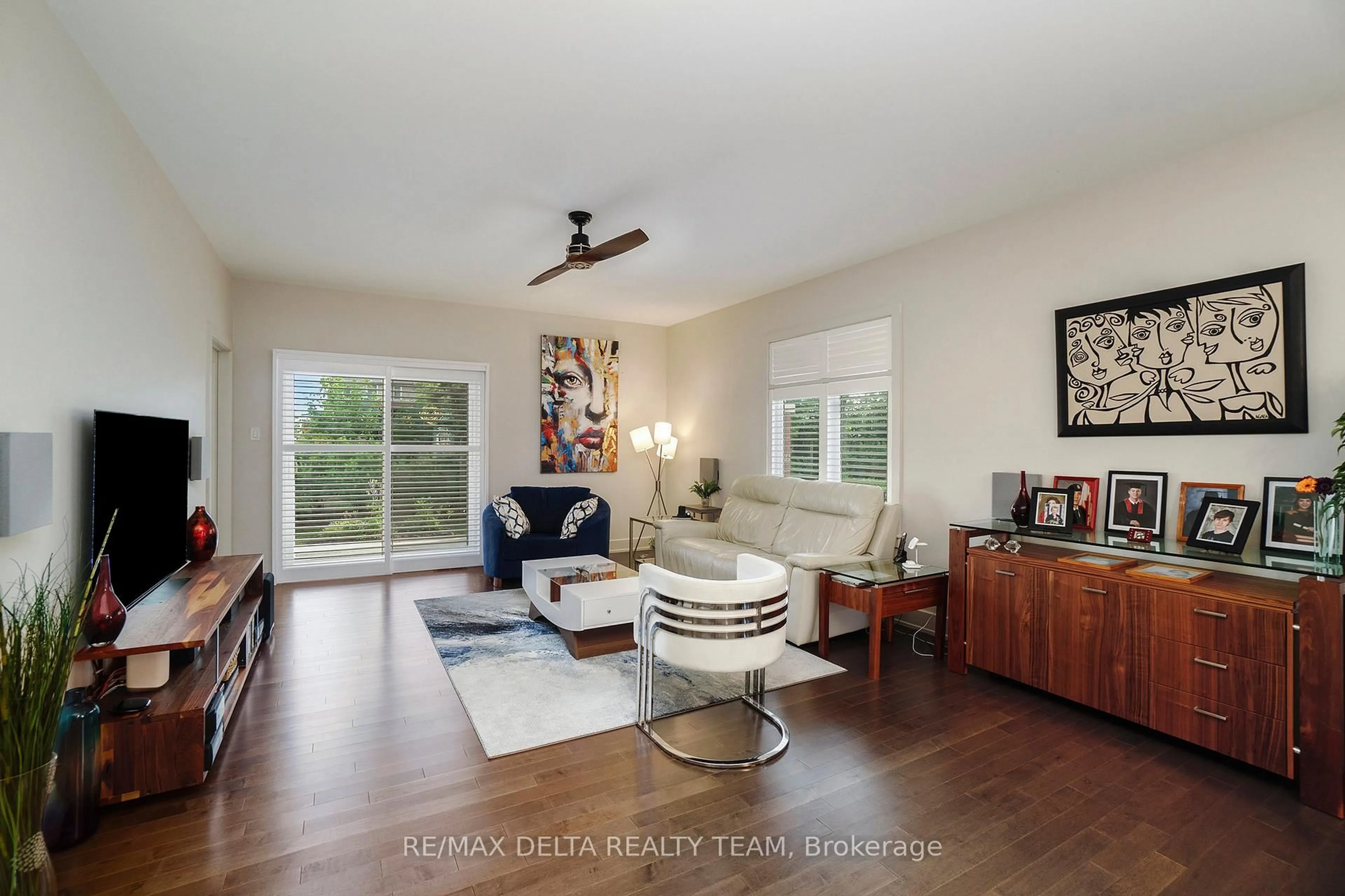 Living room with furniture, unknown for 240 Mullin Private, Ottawa Ontario K1W 0K6