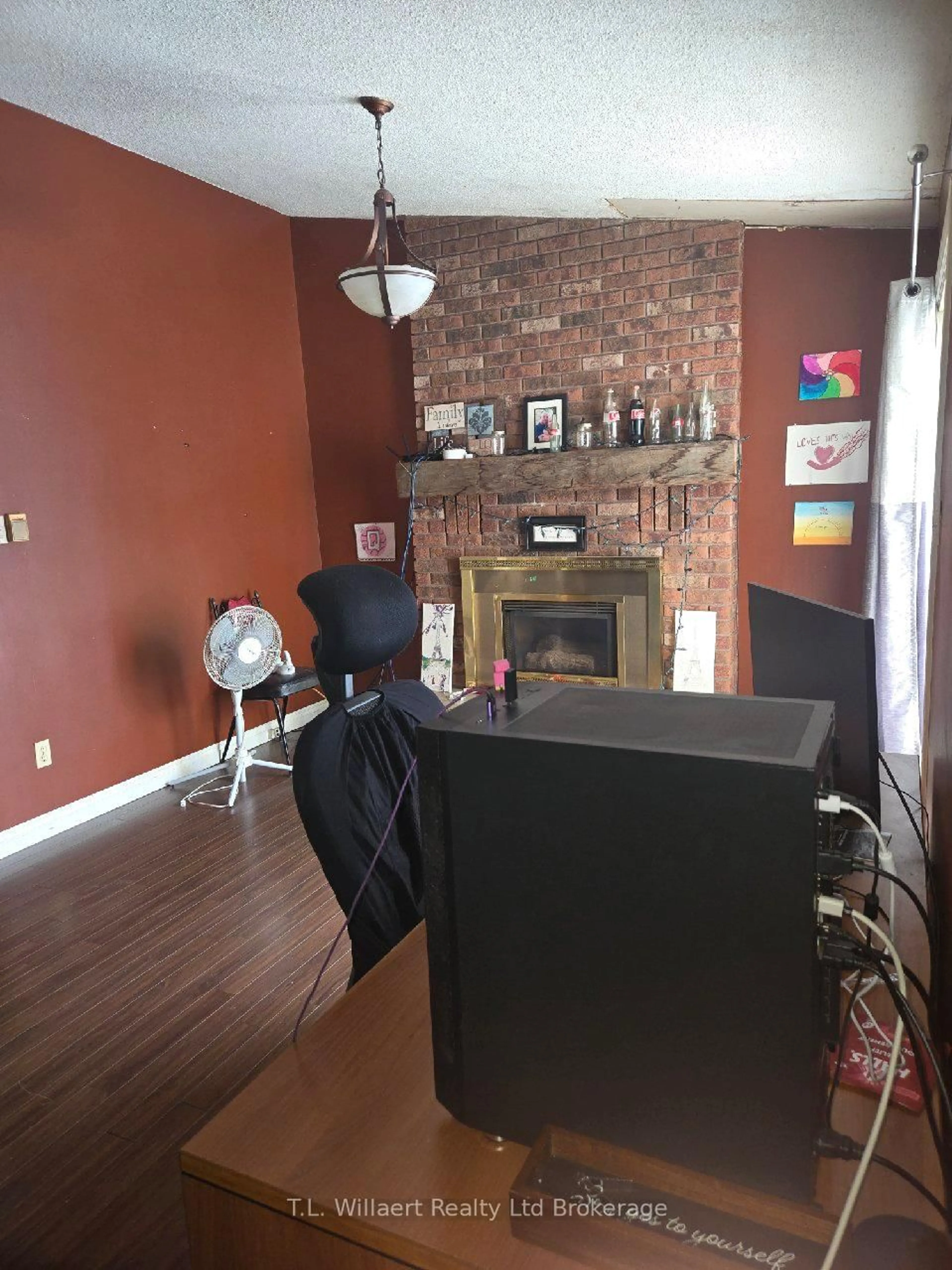 A pic of a room for 76 North St, Tillsonburg Ontario N4G 1B5