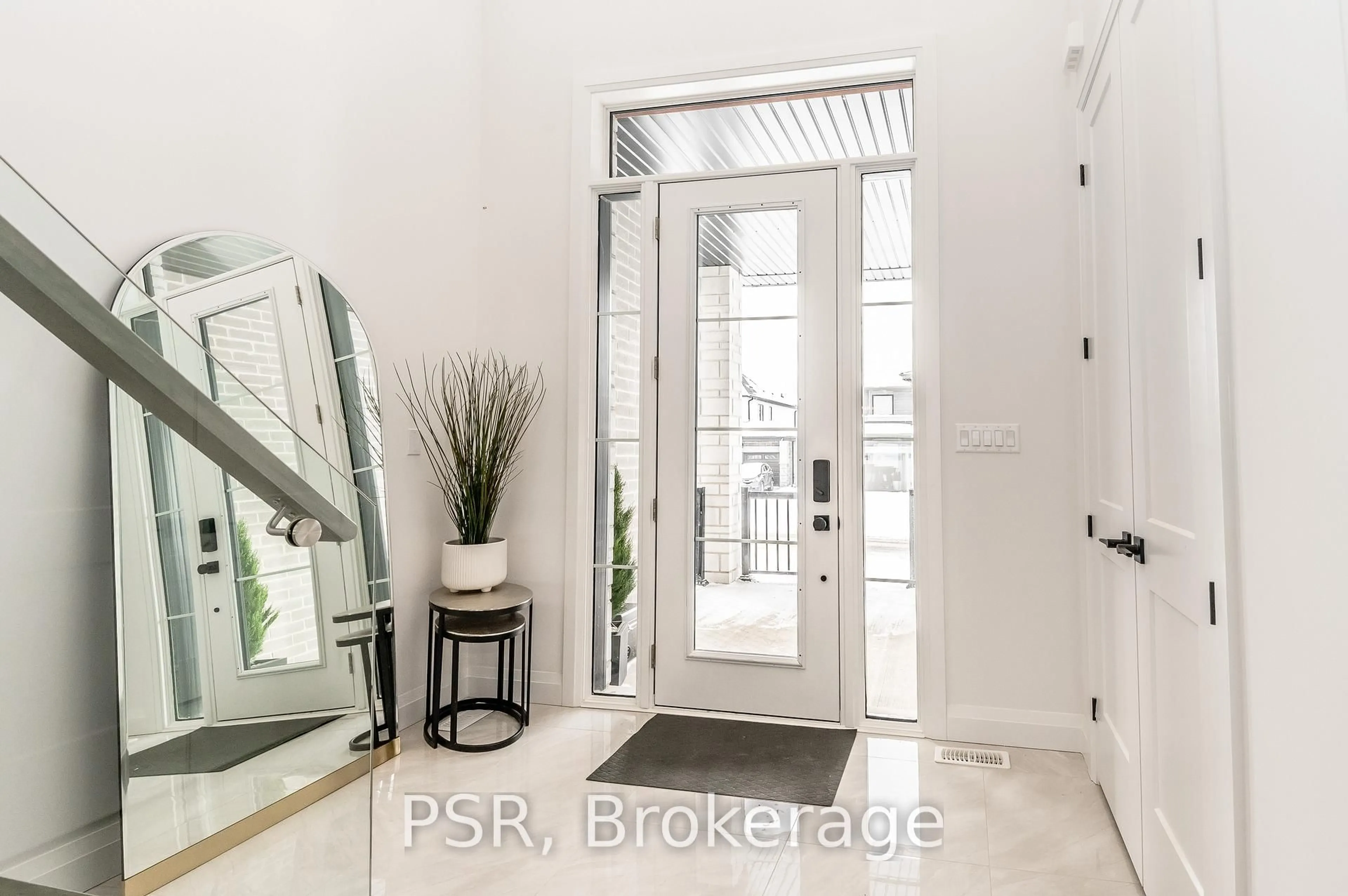 Indoor entryway for 111 Daugaard Ave, Brant Ontario N3L 0L6