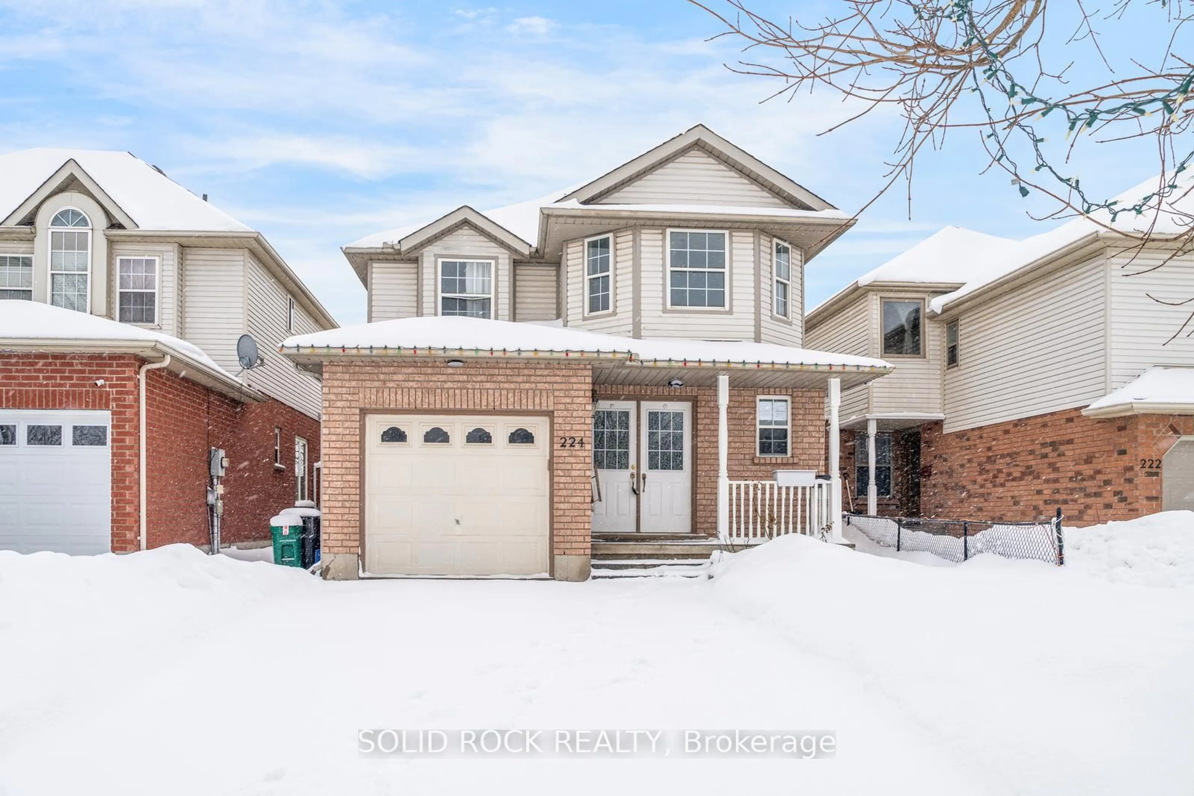 Home with brick exterior material, street for 224 Pineland Crt, Waterloo Ontario N2T 2S3