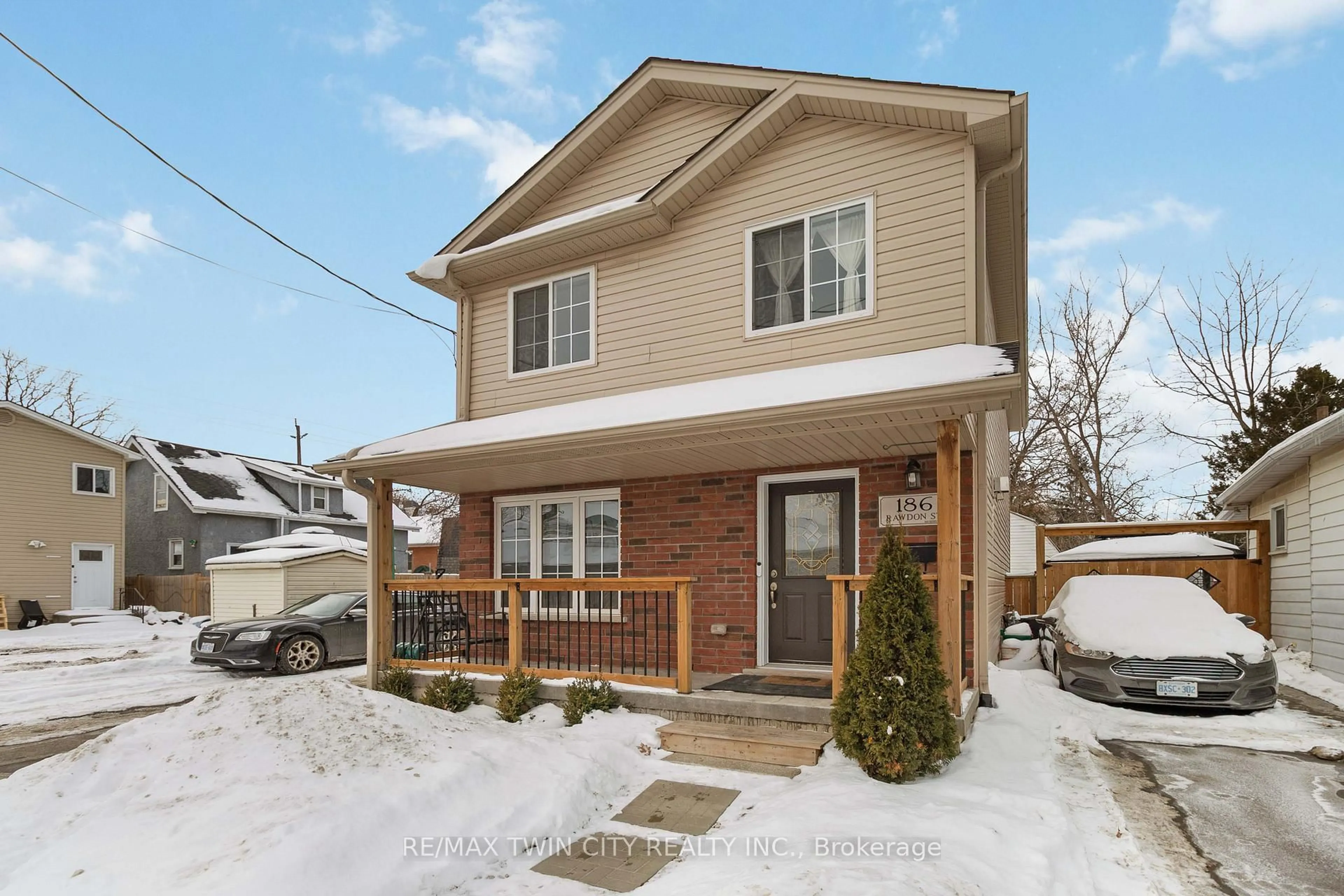 Home with brick exterior material, street for 186 Rawdon St, Brantford Ontario N3S 6E7