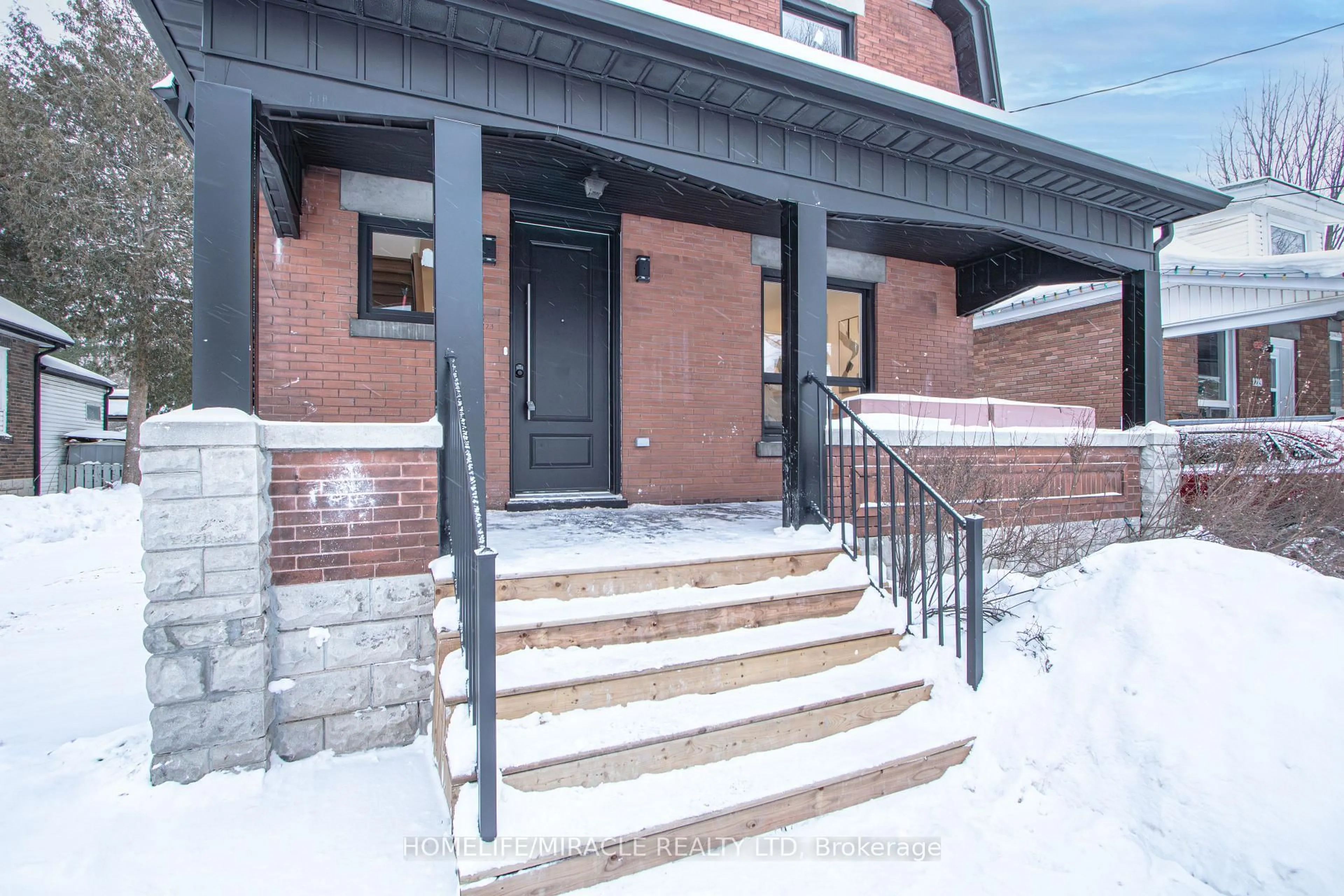 Home with brick exterior material, street for 1223 York St, London East Ontario N5W 2V1