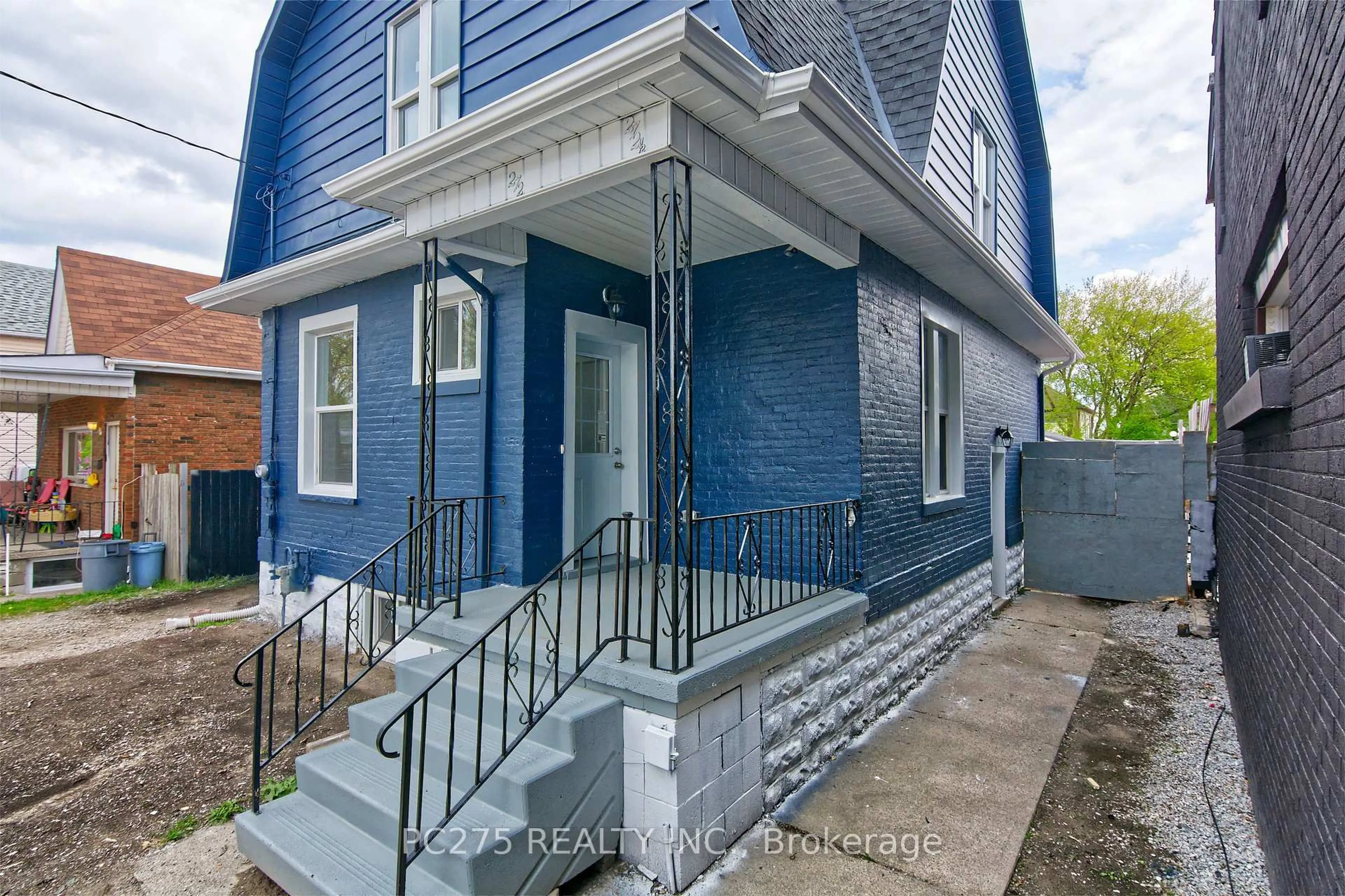 Home with brick exterior material, street for 272 Vidal St, Sarnia Ontario N7T 2T7