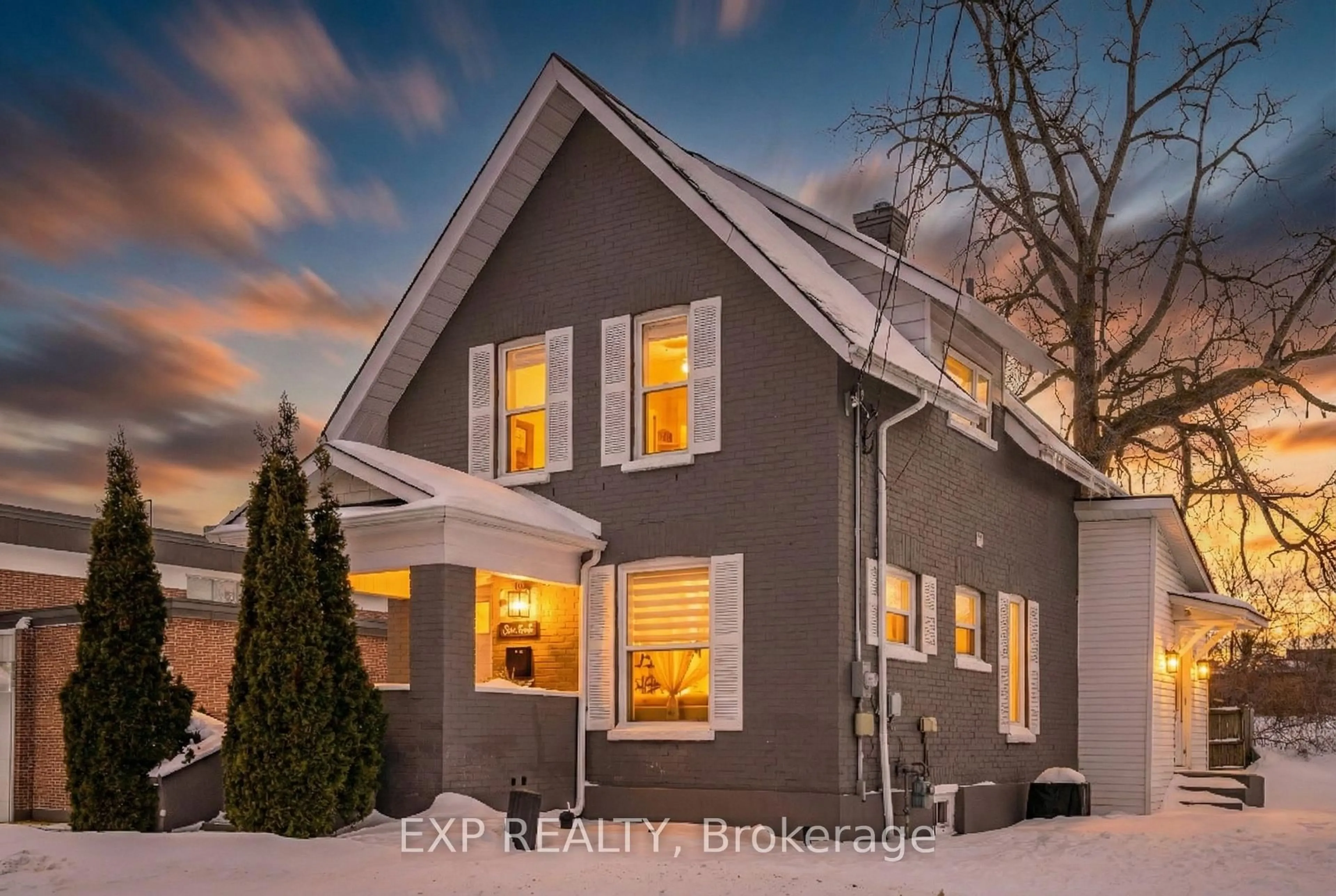 Home with brick exterior material, building for 11 Albert St, Kawartha Lakes Ontario K9V 4J3