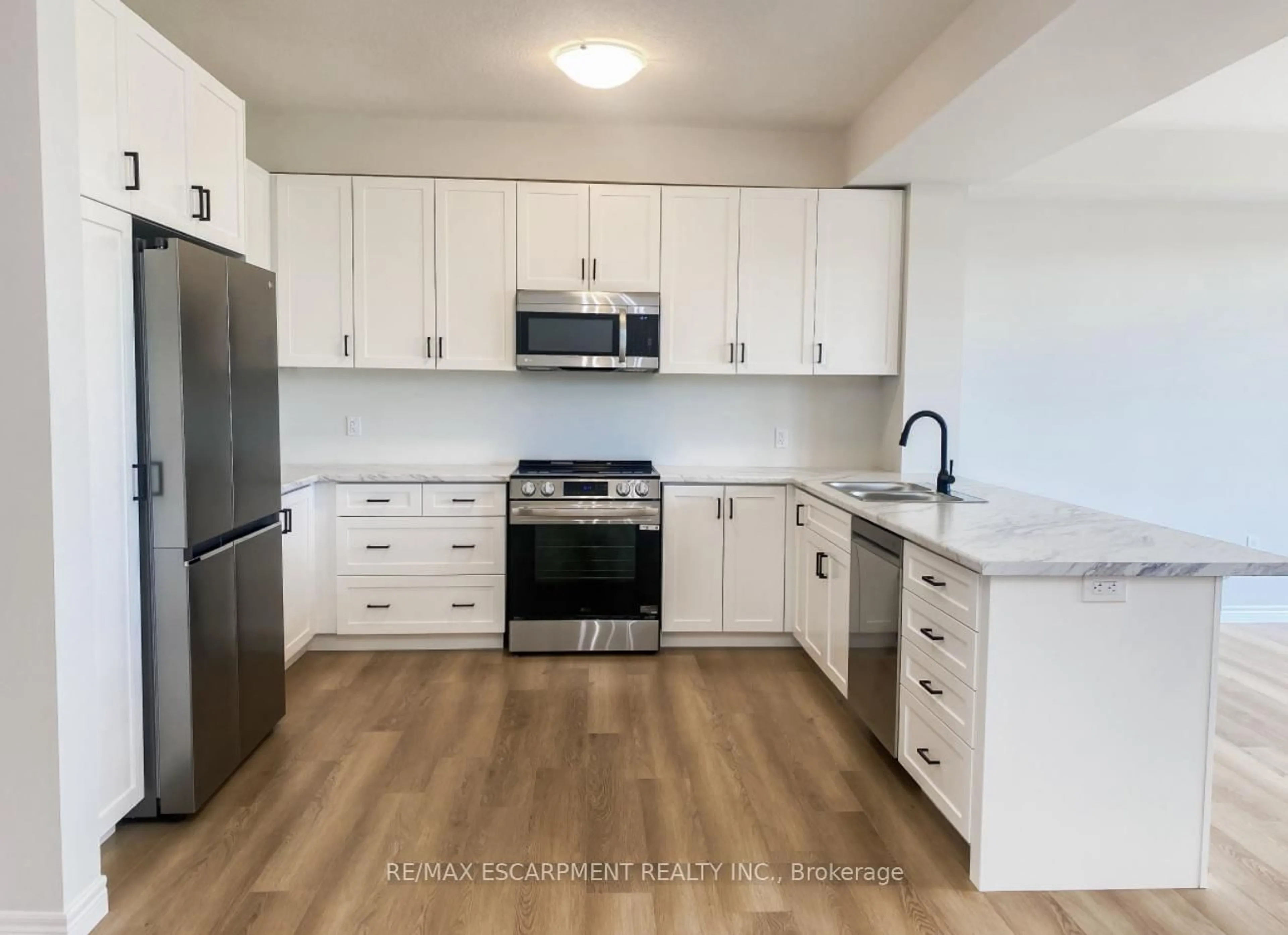 Standard kitchen, unknown for 57 Lloyd Davies Way, Hamilton Ontario L0R 1C0