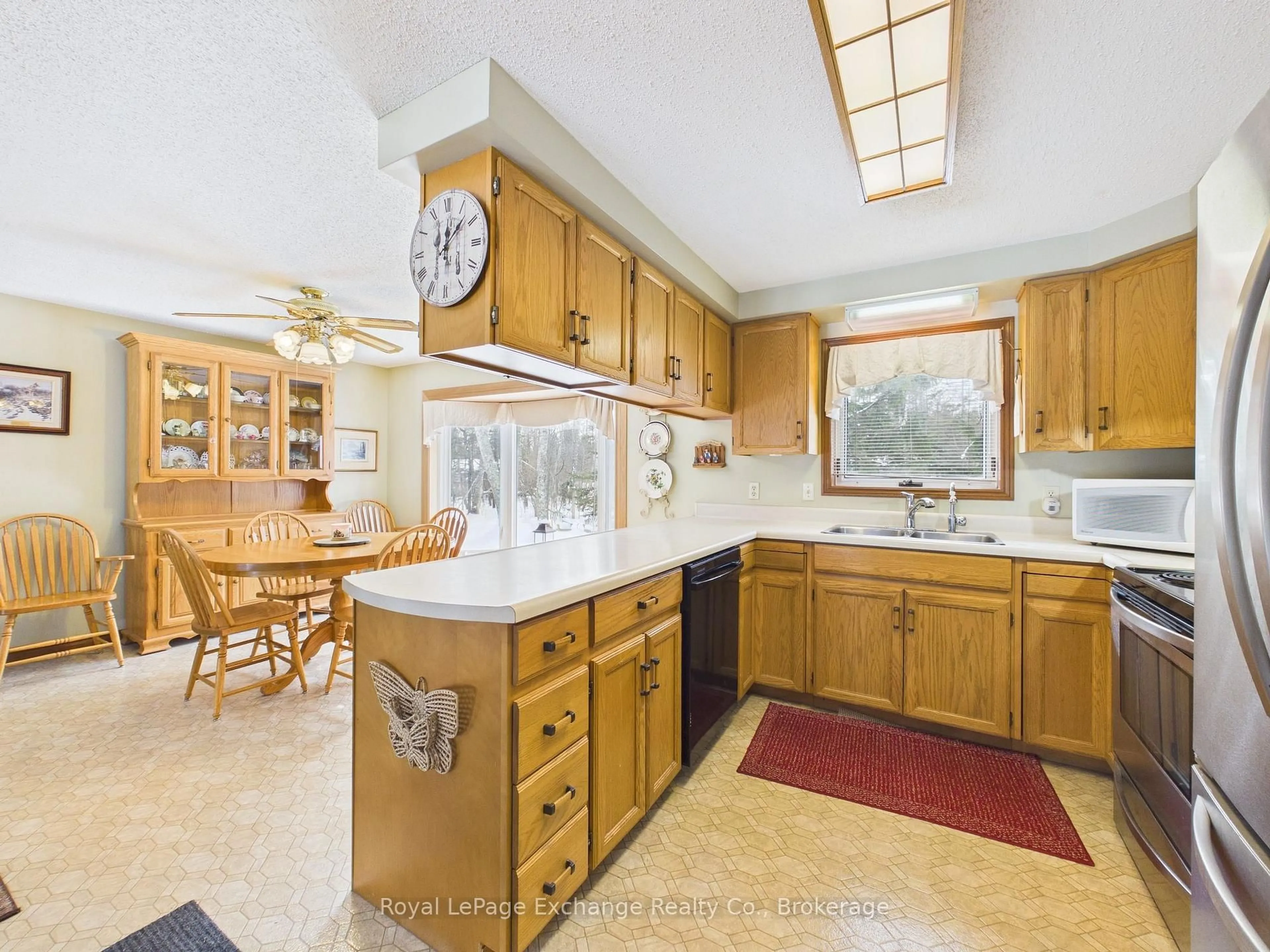 Unknown for 323 Tyendinaga Rd, Huron-Kinloss Ontario N2Z 2X3