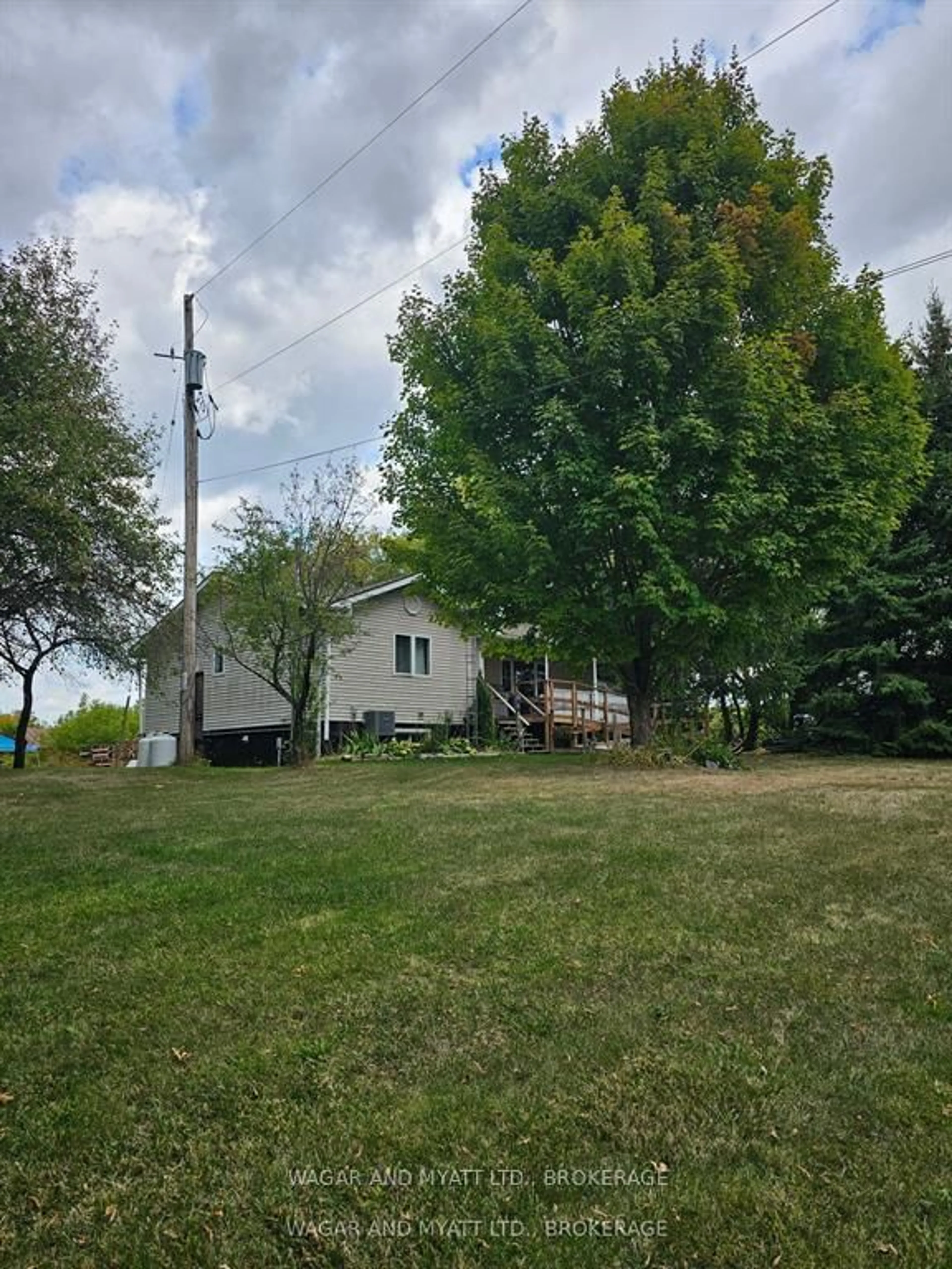A pic from outside/outdoor area/front of a property/back of a property/a pic from drone, unknown for 609 Lower Slash Rd, Tyendinaga Ontario K0K 1X0