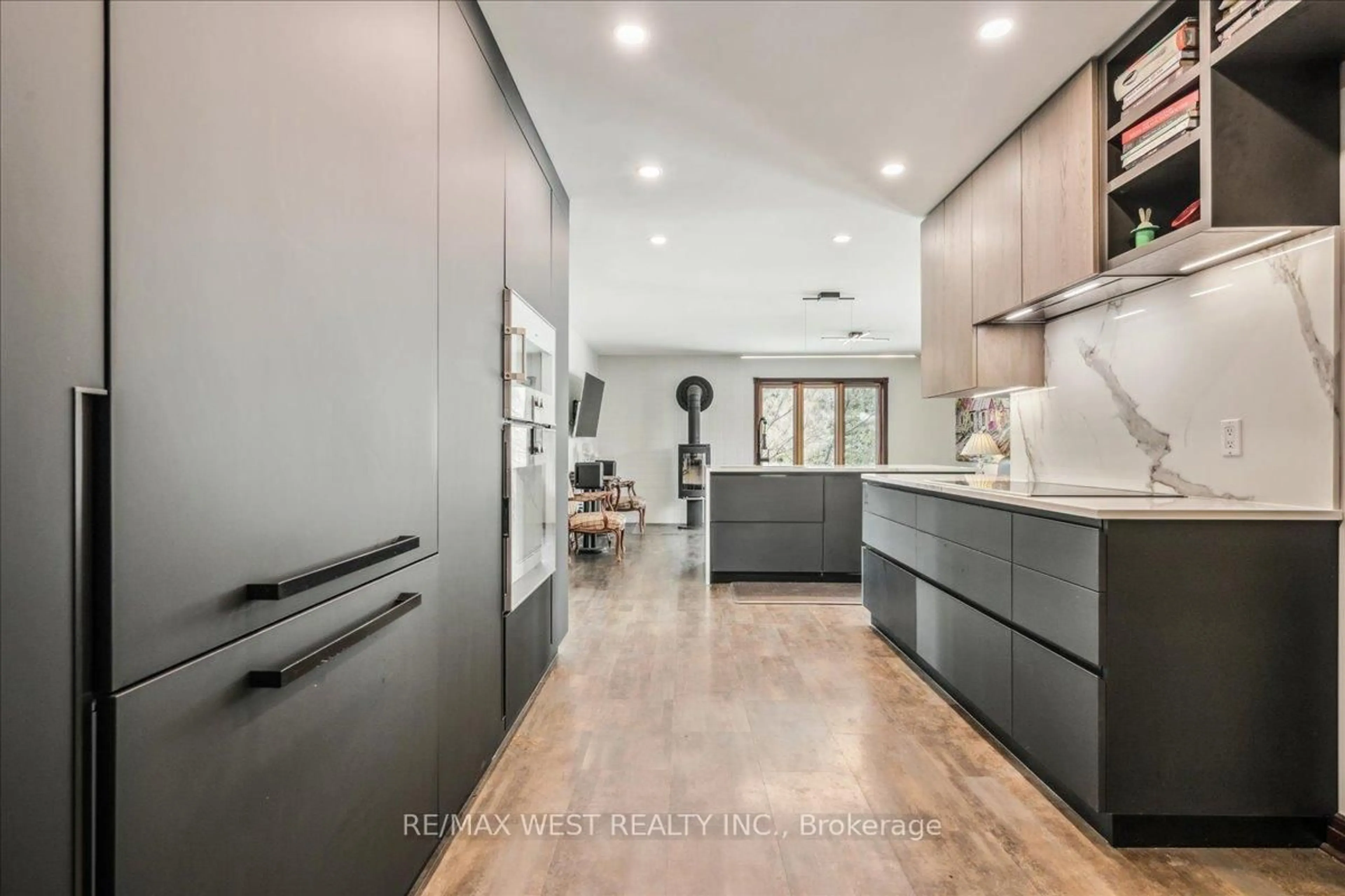 Contemporary kitchen, unknown for 331 Mountsberg Rd, Hamilton Ontario L0P 1B0