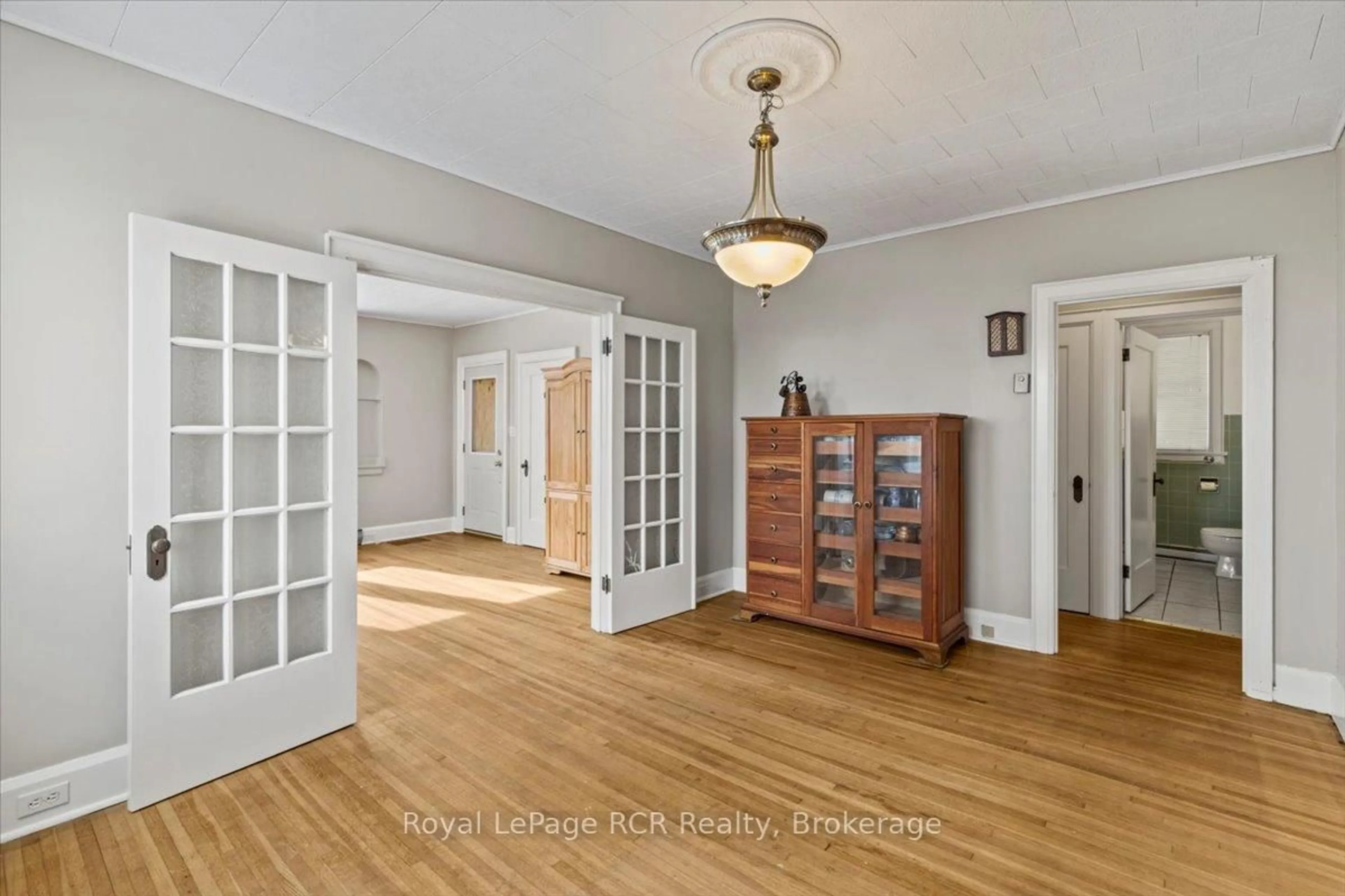 Unknown for 4 Cayley St, Brockton Ontario N0G 2V0