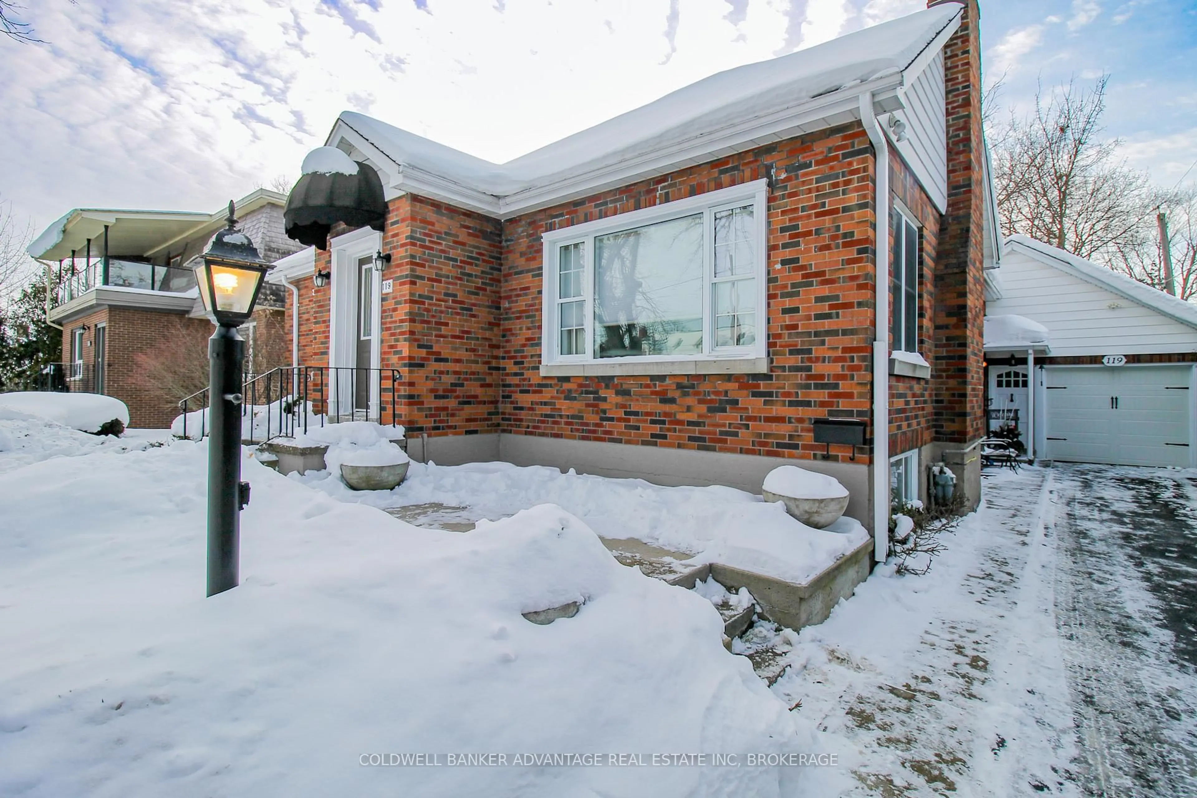 Home with brick exterior material, street for 119 Edgar St, Welland Ontario L3C 1S9