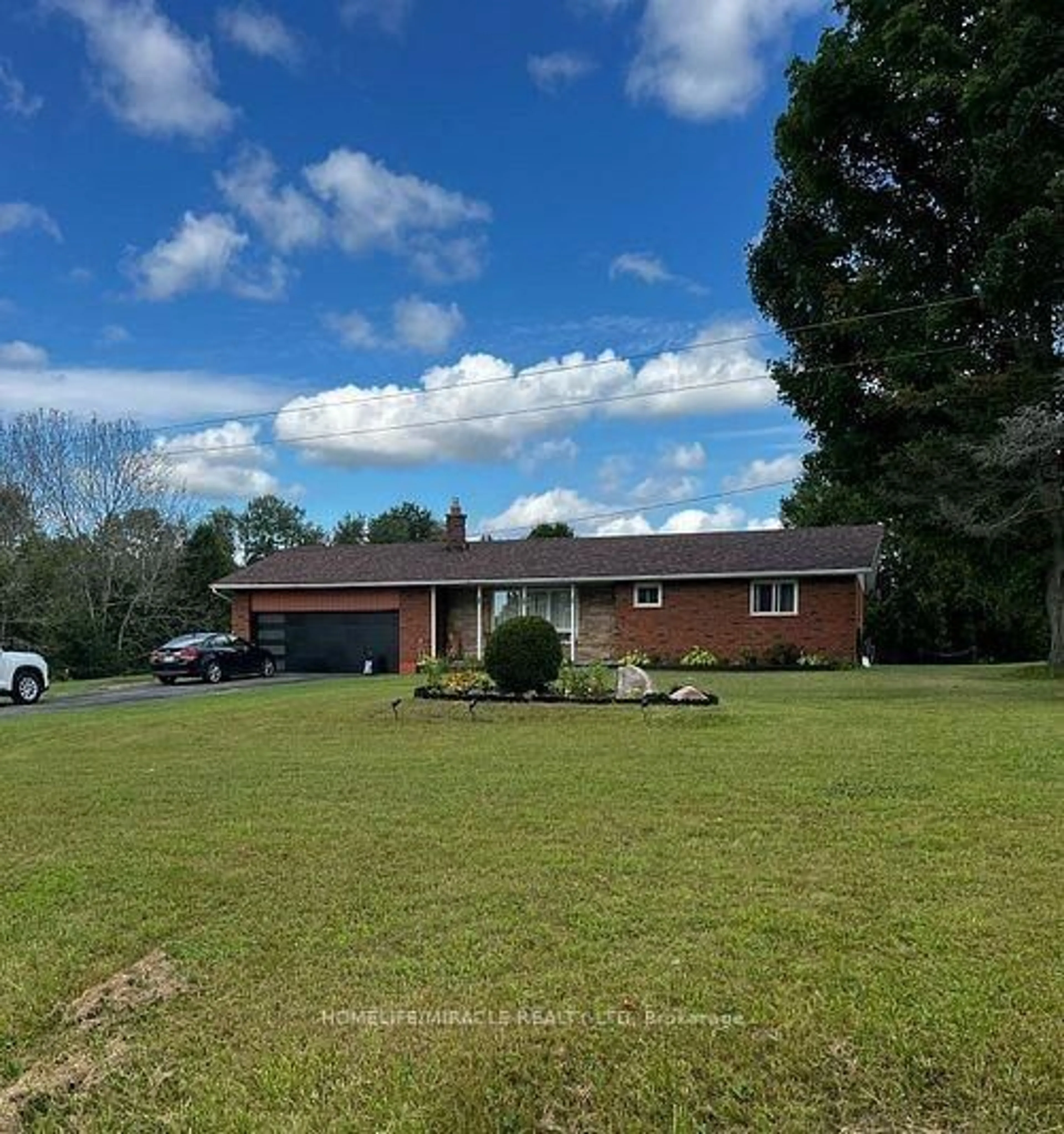 A pic from outside/outdoor area/front of a property/back of a property/a pic from drone, unknown for 128 County Rd #22, Alnwick/Haldimand Ontario K0K 1C0