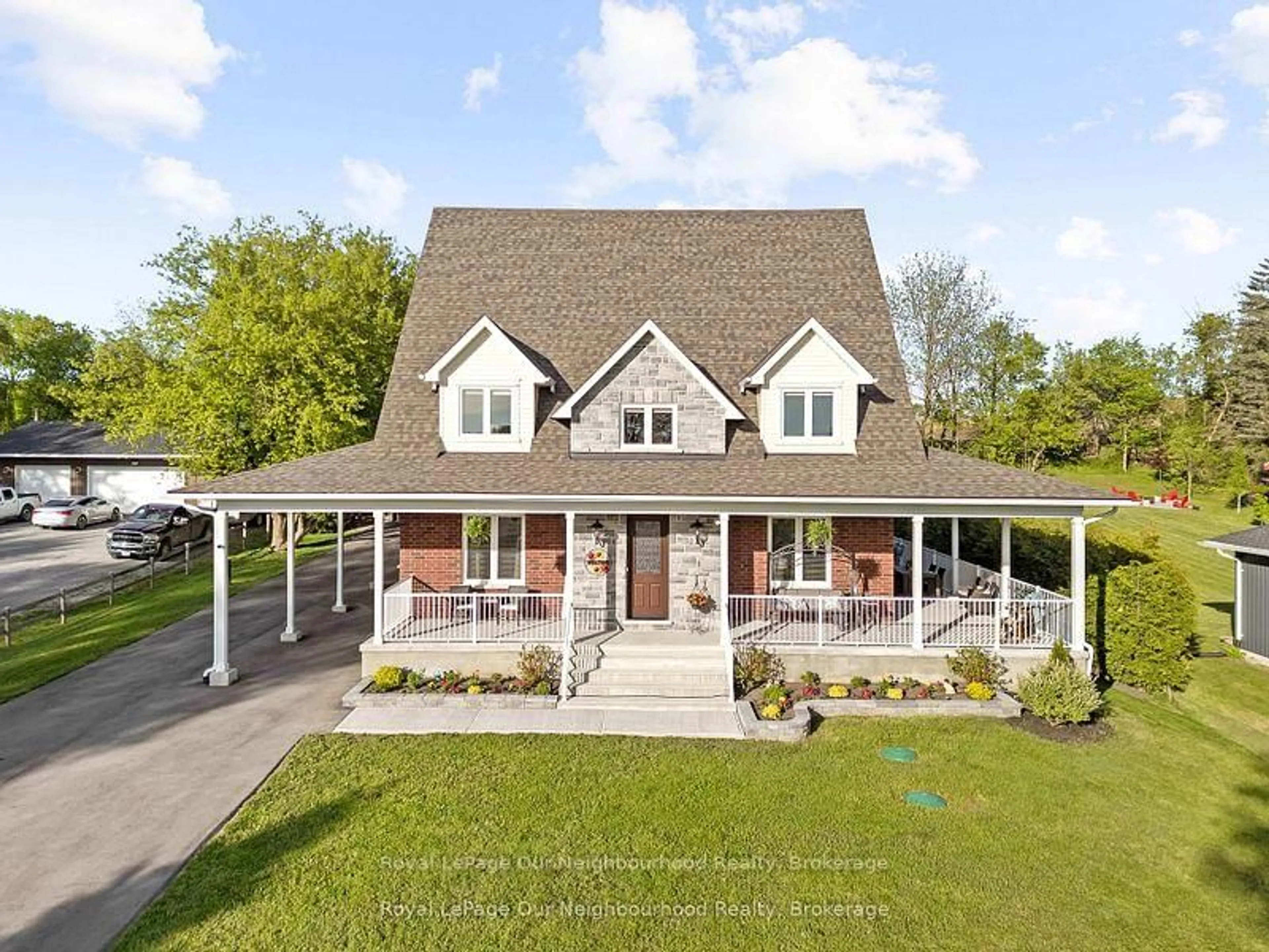 Home with vinyl exterior material, unknown for 4601 Rice Lake Dr, Hamilton Township Ontario L1A 3V6