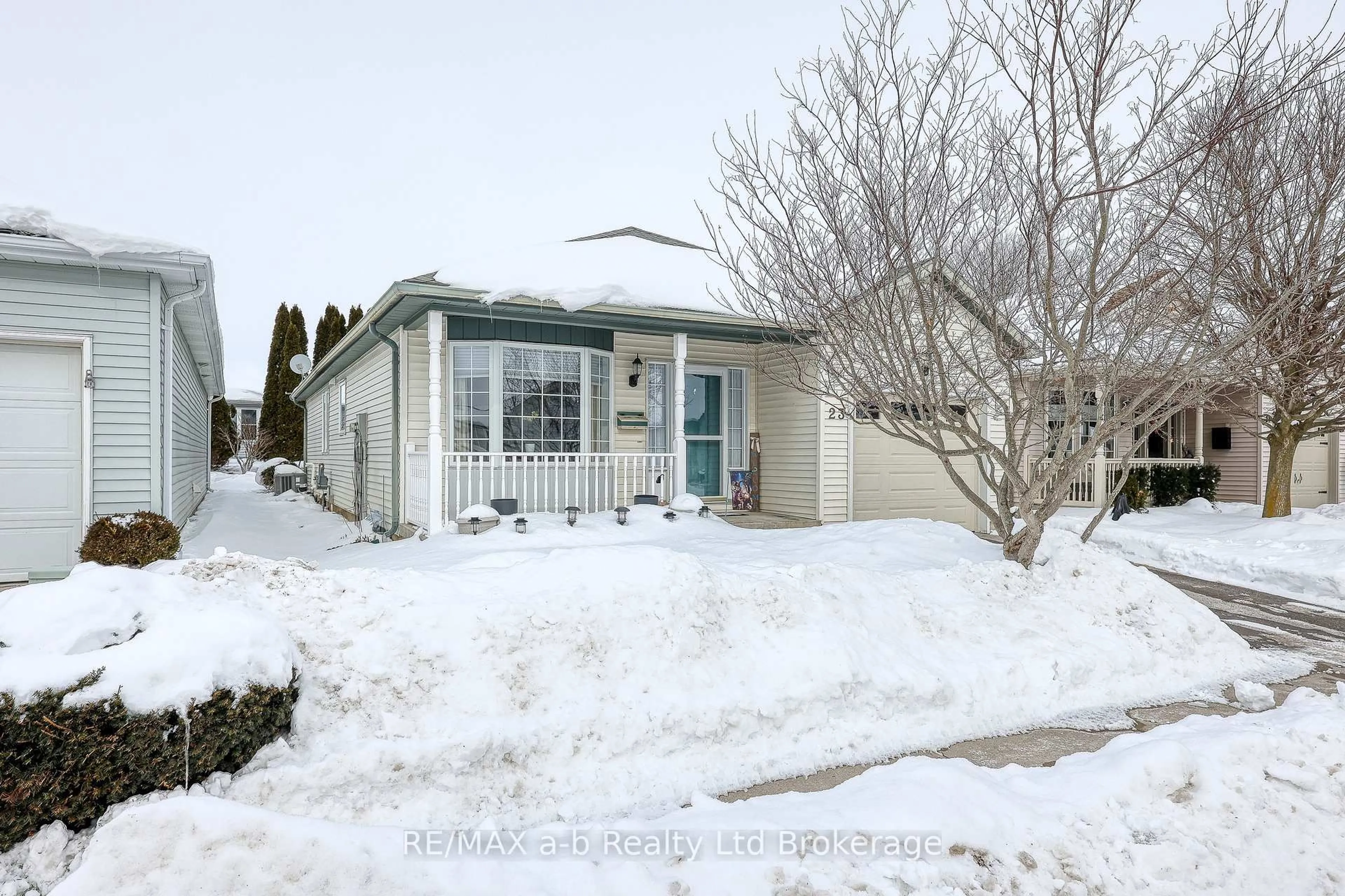 Unknown for 23 Brasher Dr, Tillsonburg Ontario N4G 5T2