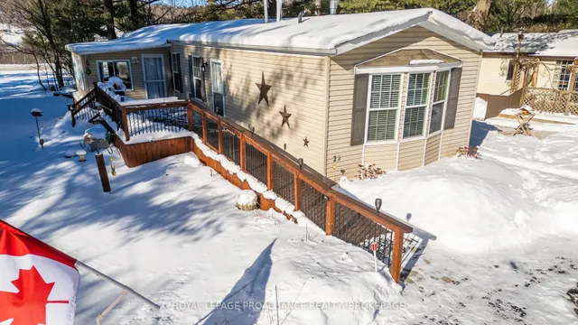 22-3303 Highway 32, Front of Leeds & Seeleys Bay 4