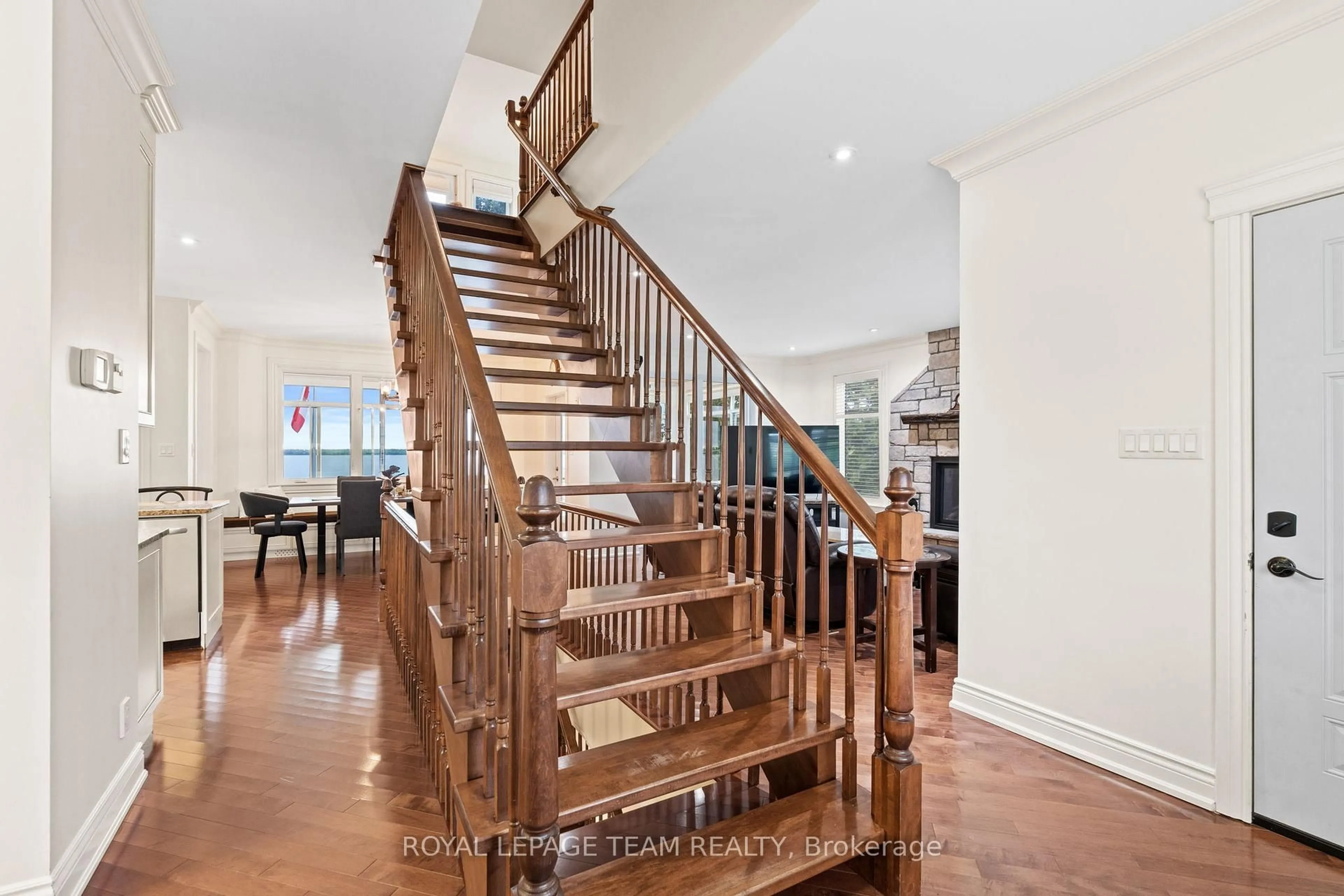 Stairs for 330 Gardiner Shore Rd, Carleton Place Ontario K7C 0C4