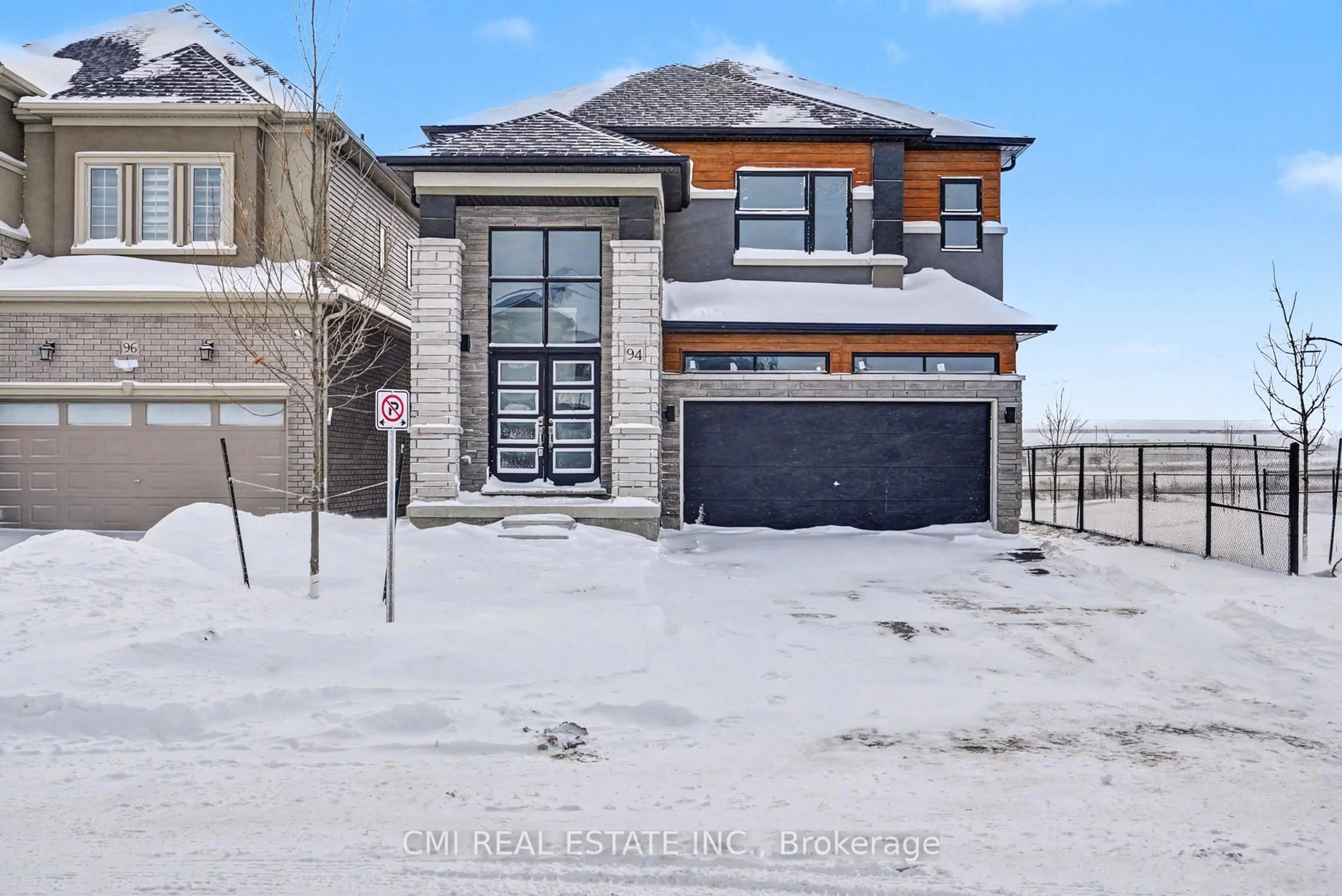 Unknown for 94 Hitchman St, Brant Ontario N3L 0M1