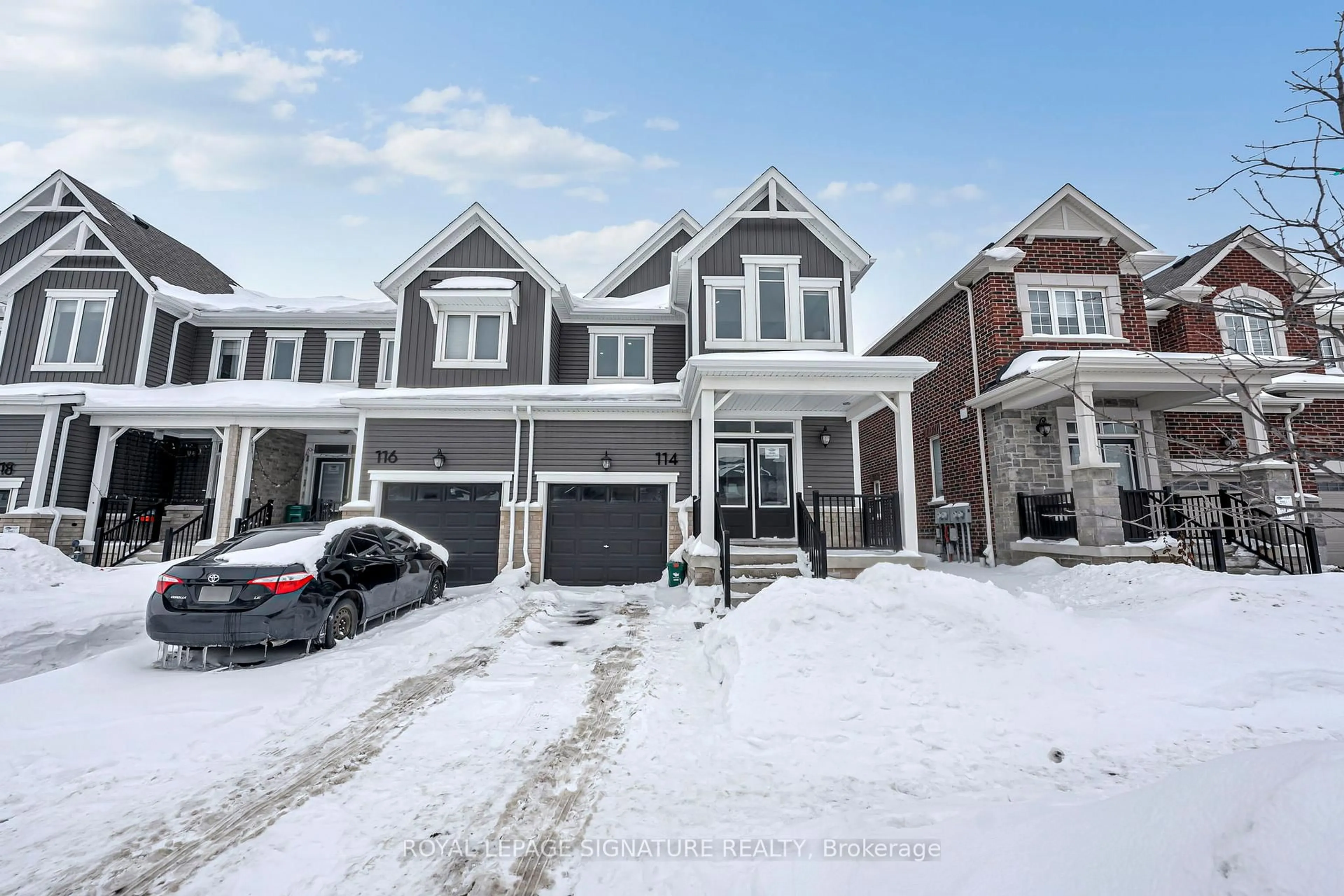A pic from outside/outdoor area/front of a property/back of a property/a pic from drone, street for 114 Forestwalk St, Kitchener Ontario N2R 0S9