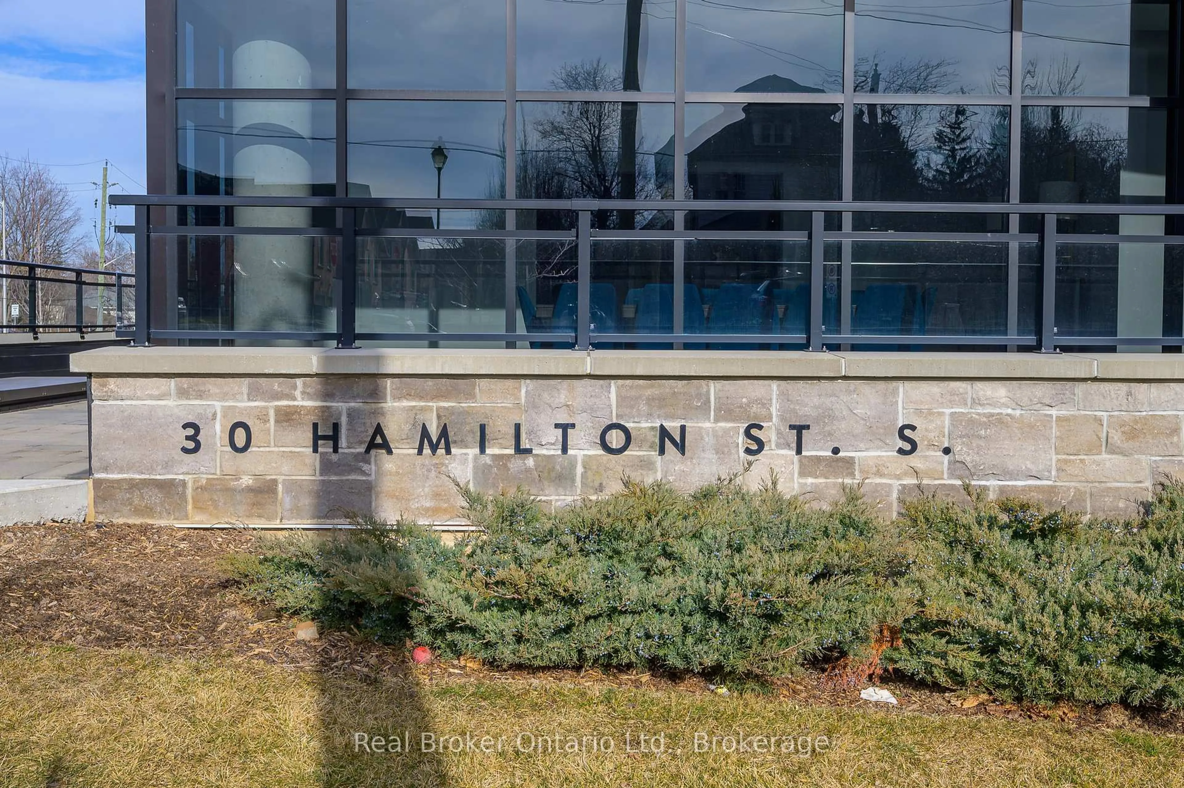 Unknown for 30 Hamilton St #107, Hamilton Ontario L8B 1V8