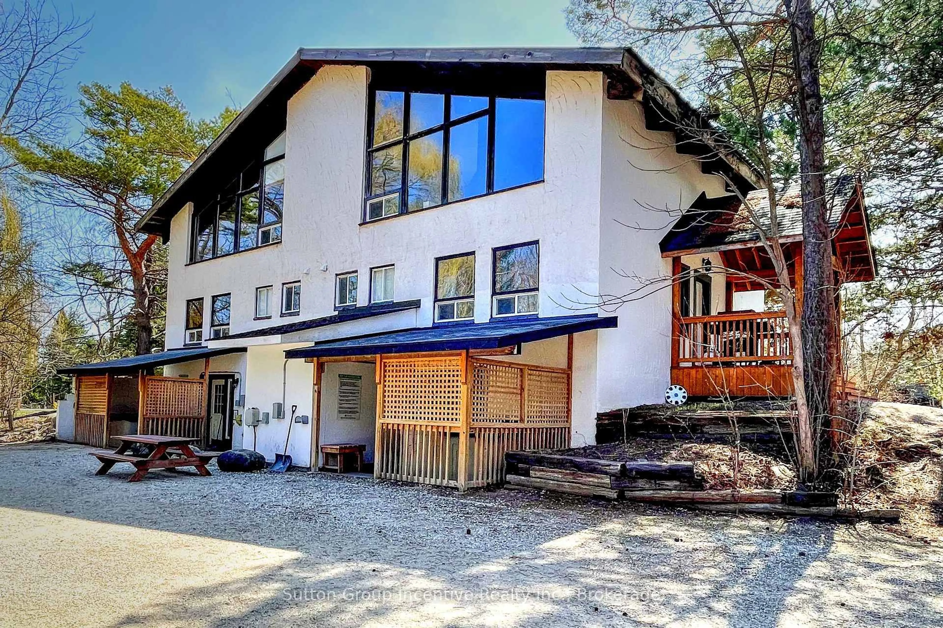 Home with brick exterior material, building for 199 Arlberg Cres #13R, Blue Mountains Ontario L9Y 0M1