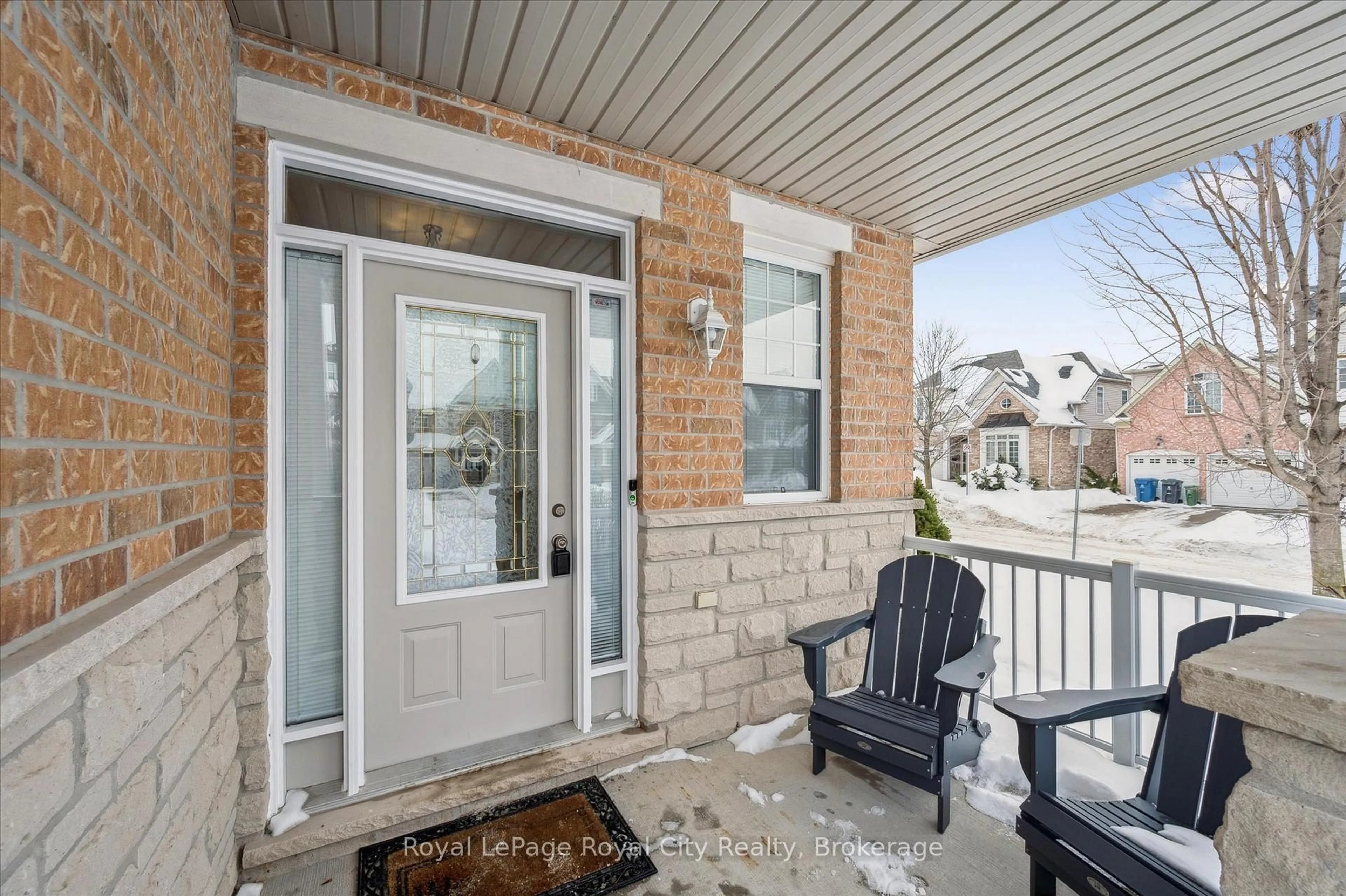Indoor entryway for 273 Carrington Dr, Guelph Ontario N1G 5H3