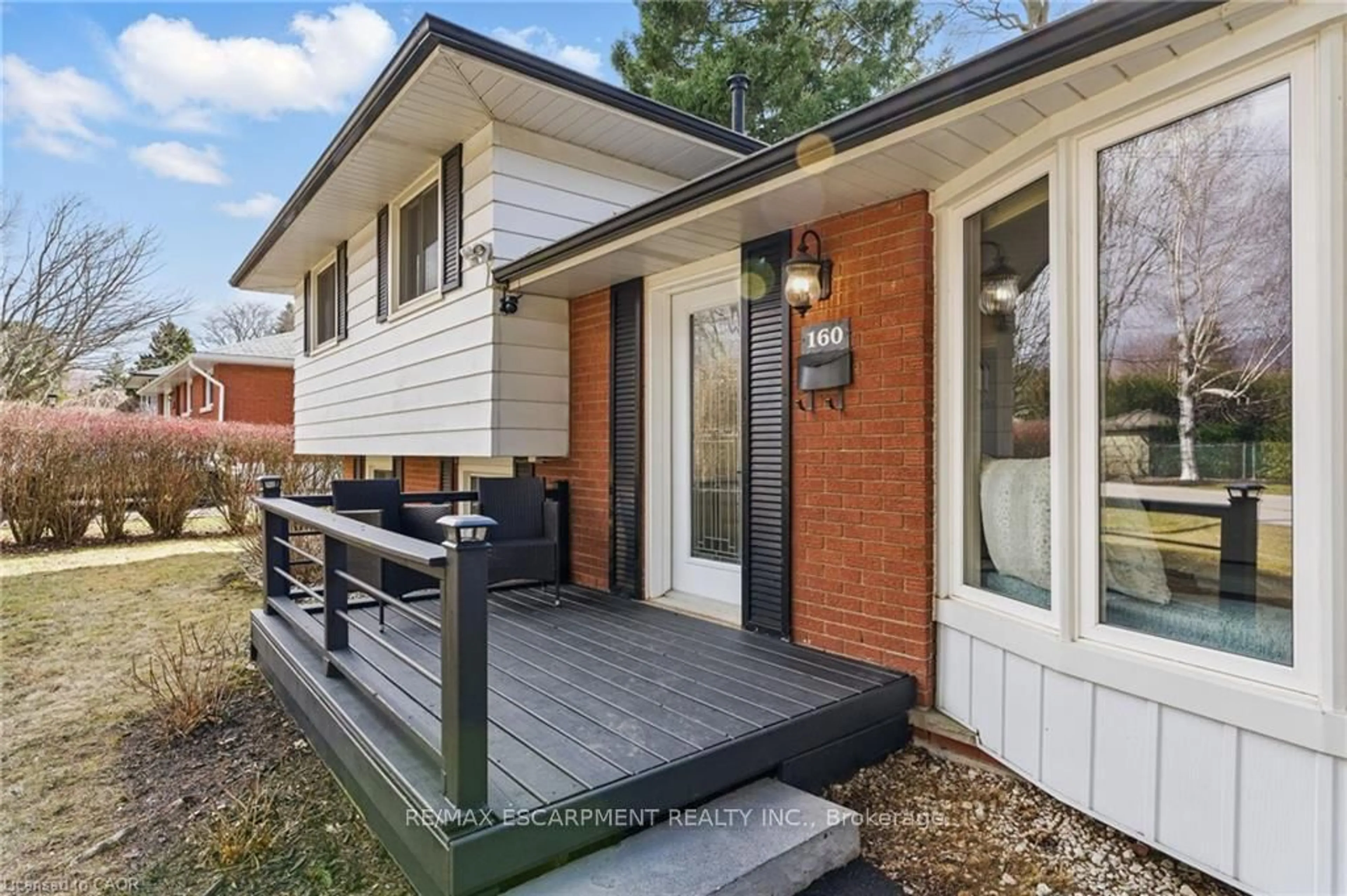 Unknown for 160 Council Cres, Hamilton Ontario L9G 1V1