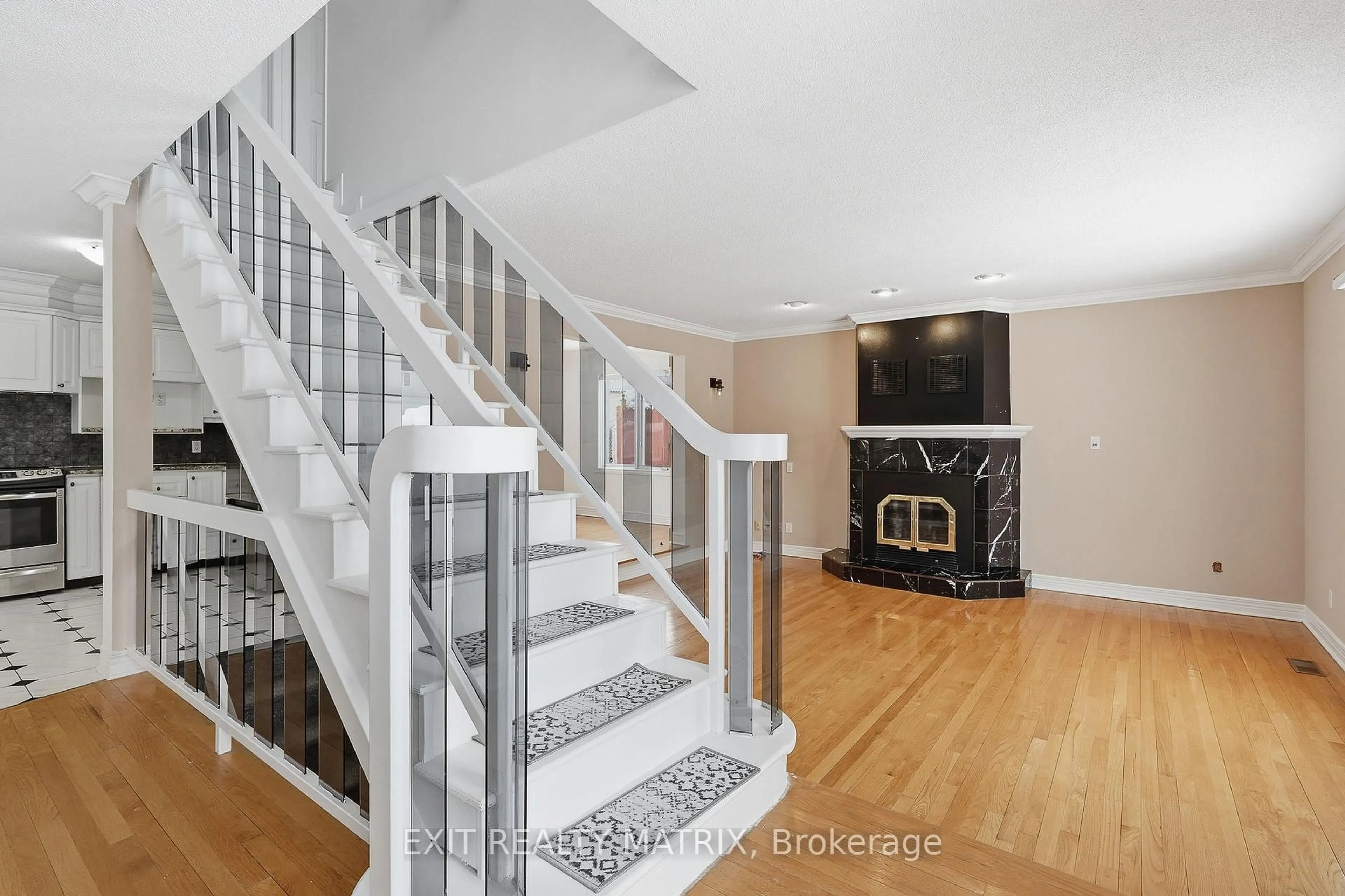 Unknown for 203 Montee Outaouais Rd, Clarence-Rockland Ontario K4K 1G2