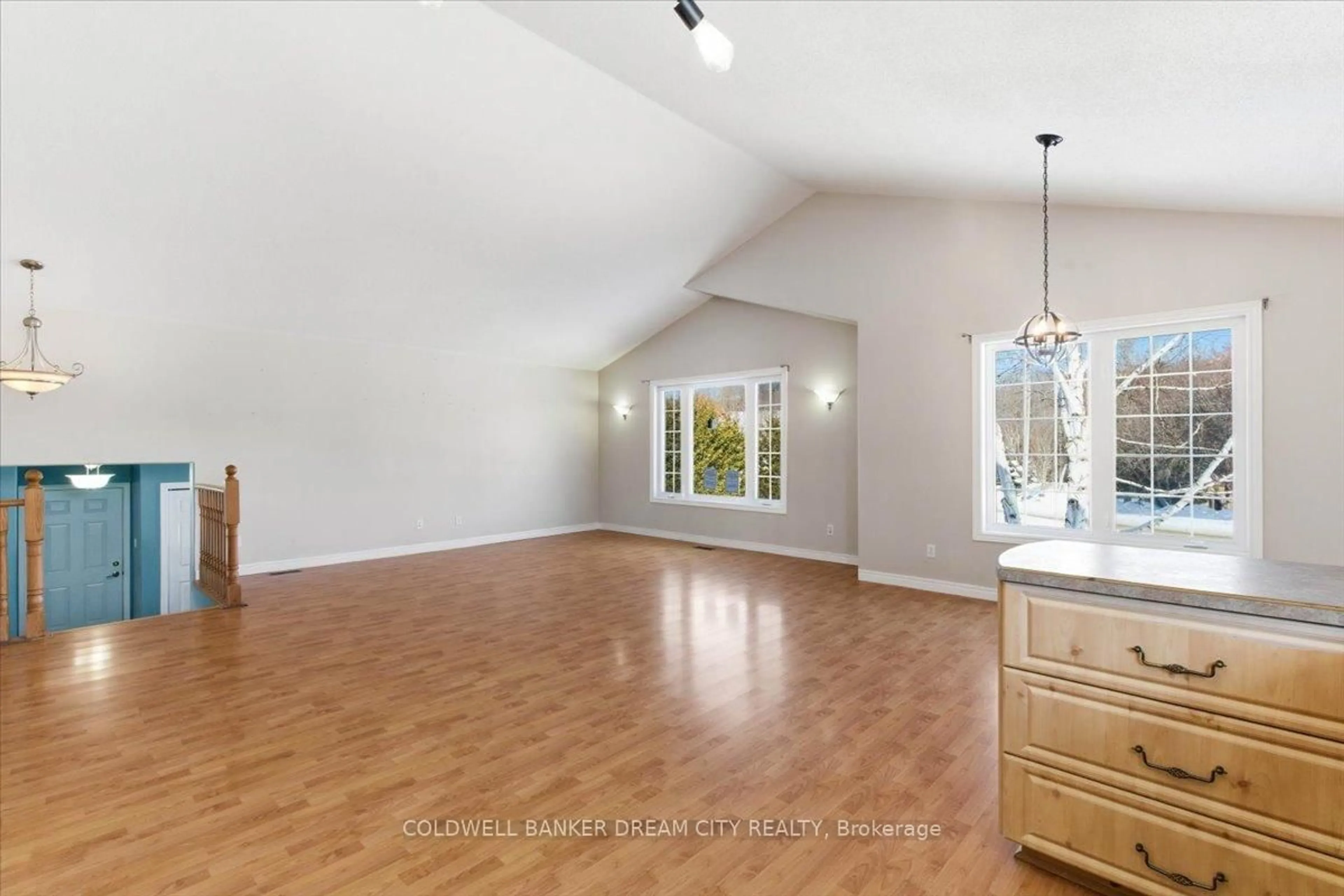 A pic of a room for 483 Old Wooler Rd, Brighton Ontario K0K 1R0