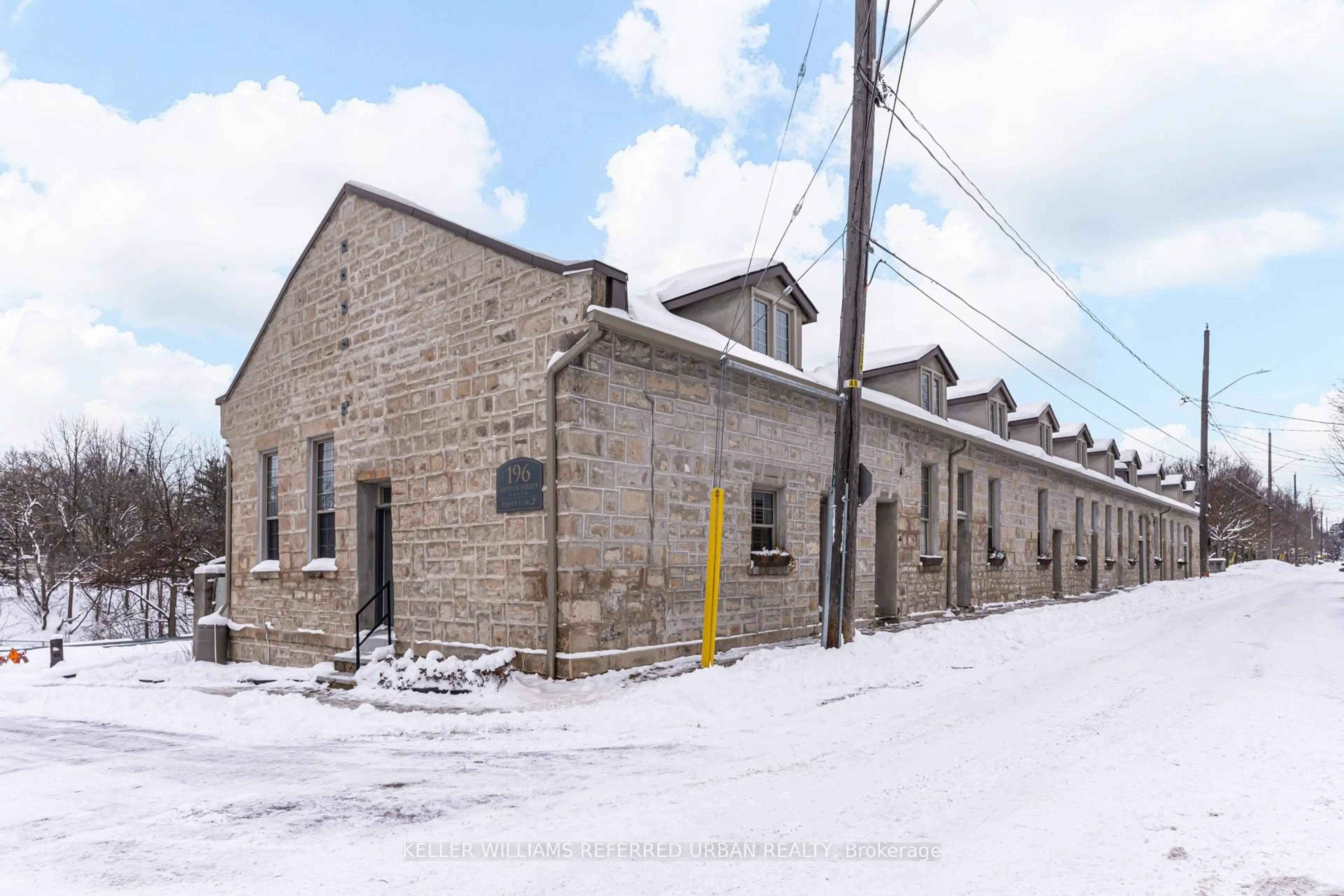 Unknown for 196 ARTHUR St #1, Guelph Ontario N1E 4V8