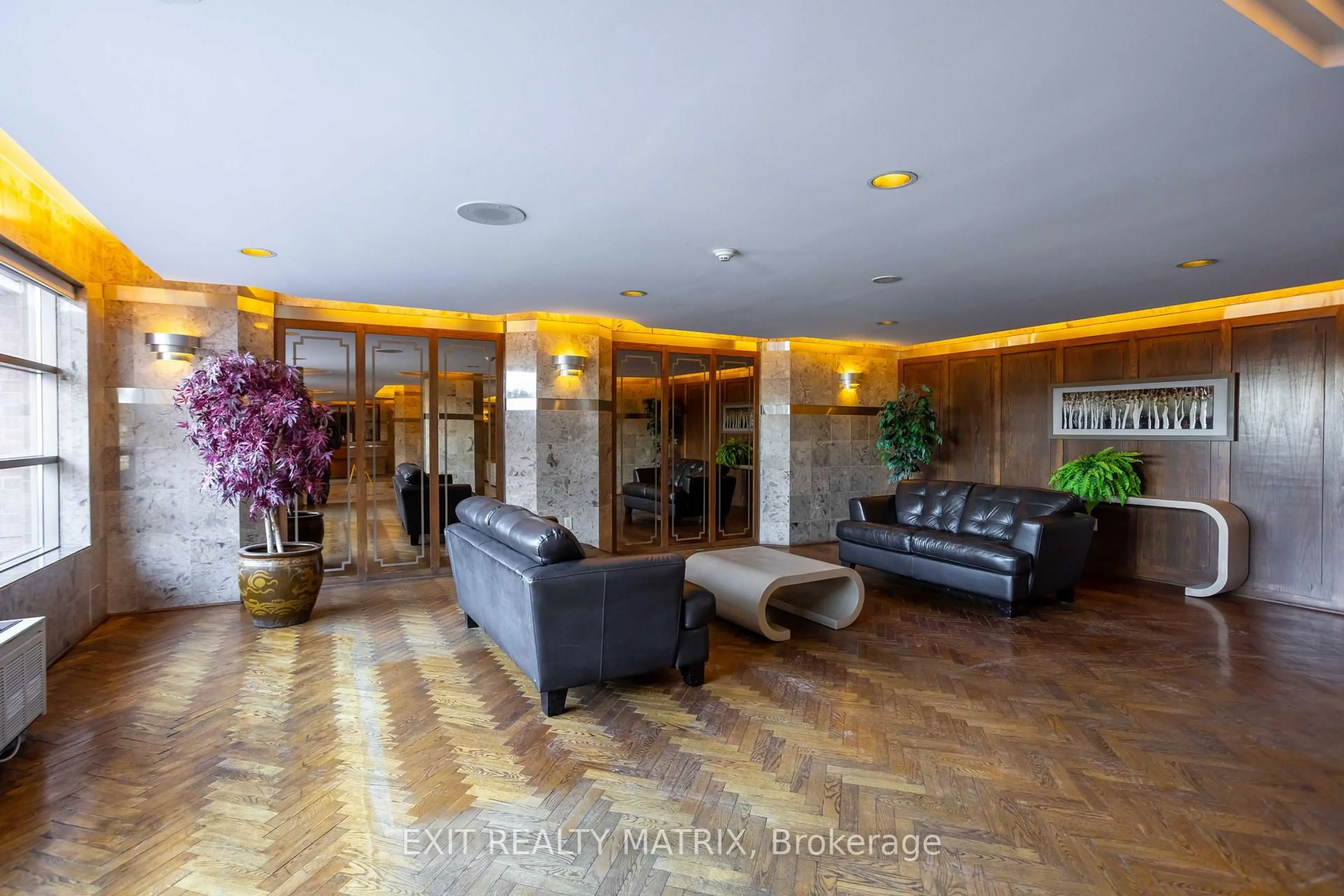 Lobby for 2759 Carousel Cres #1007, Ottawa Ontario K1T 2N5
