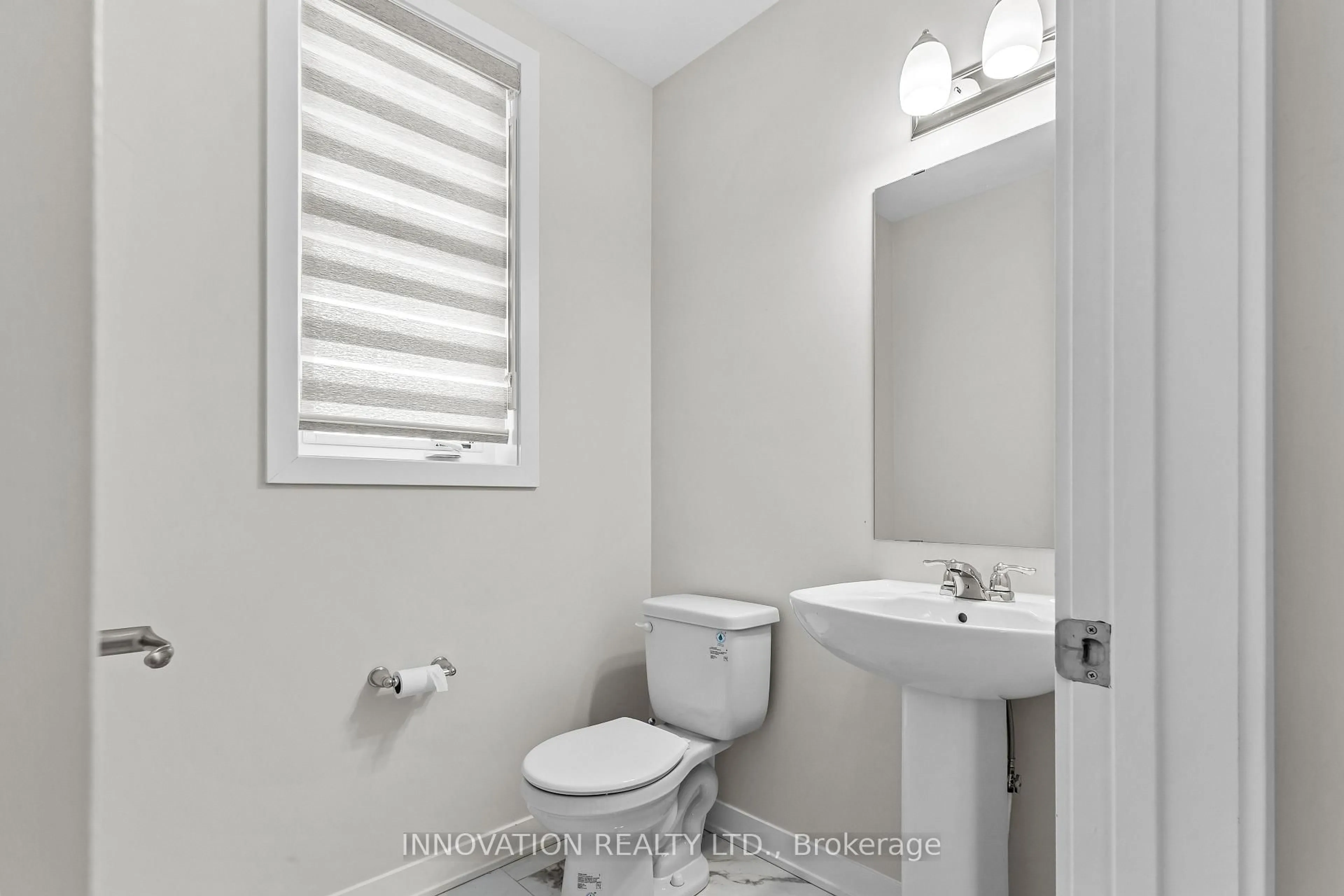 Standard bathroom, unknown for 322 Crossway Terr, Stittsville Ontario K2S 2Z3
